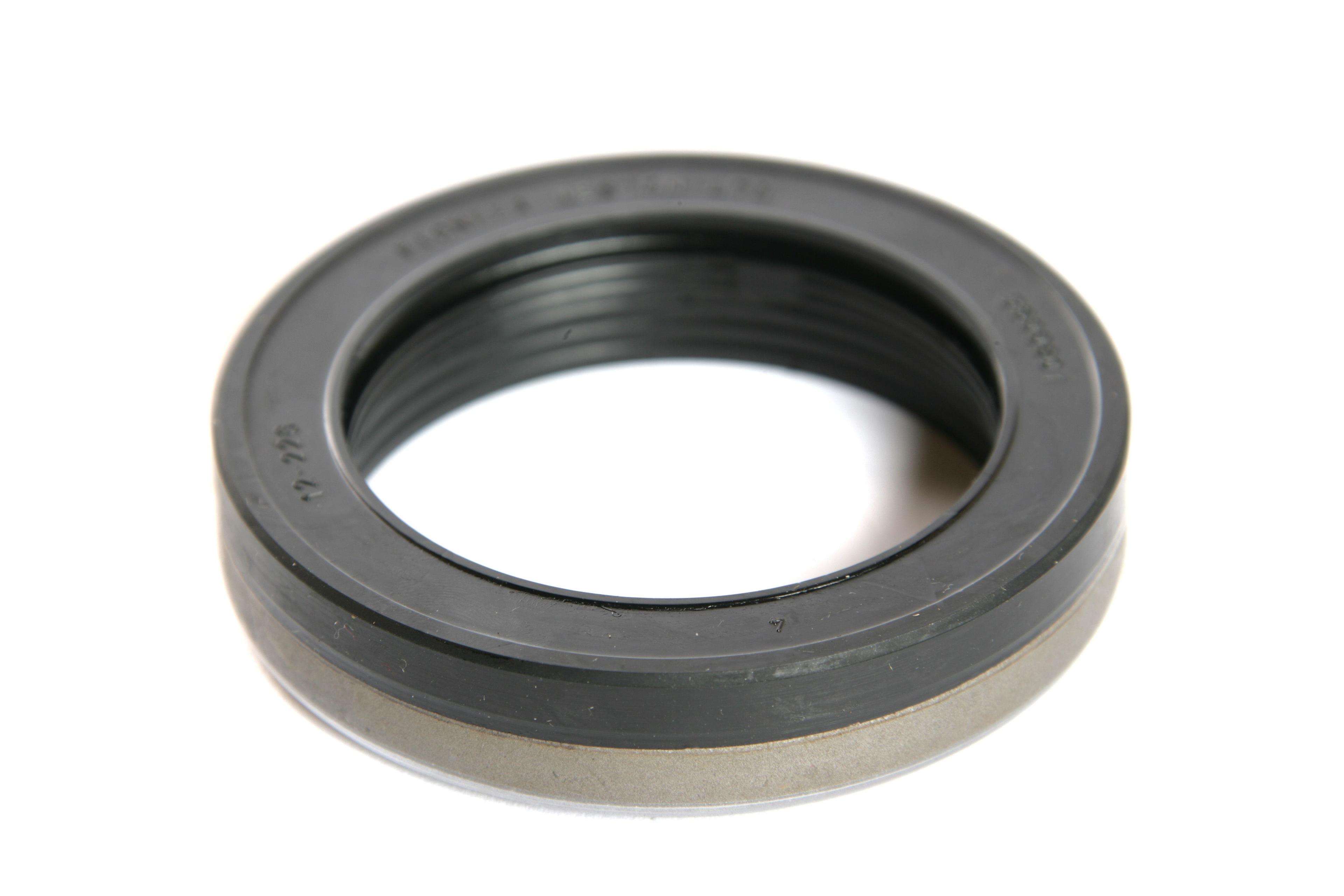 MASSEY FERGUSON TRACTOR SEAL (AGCO) 3699801M1