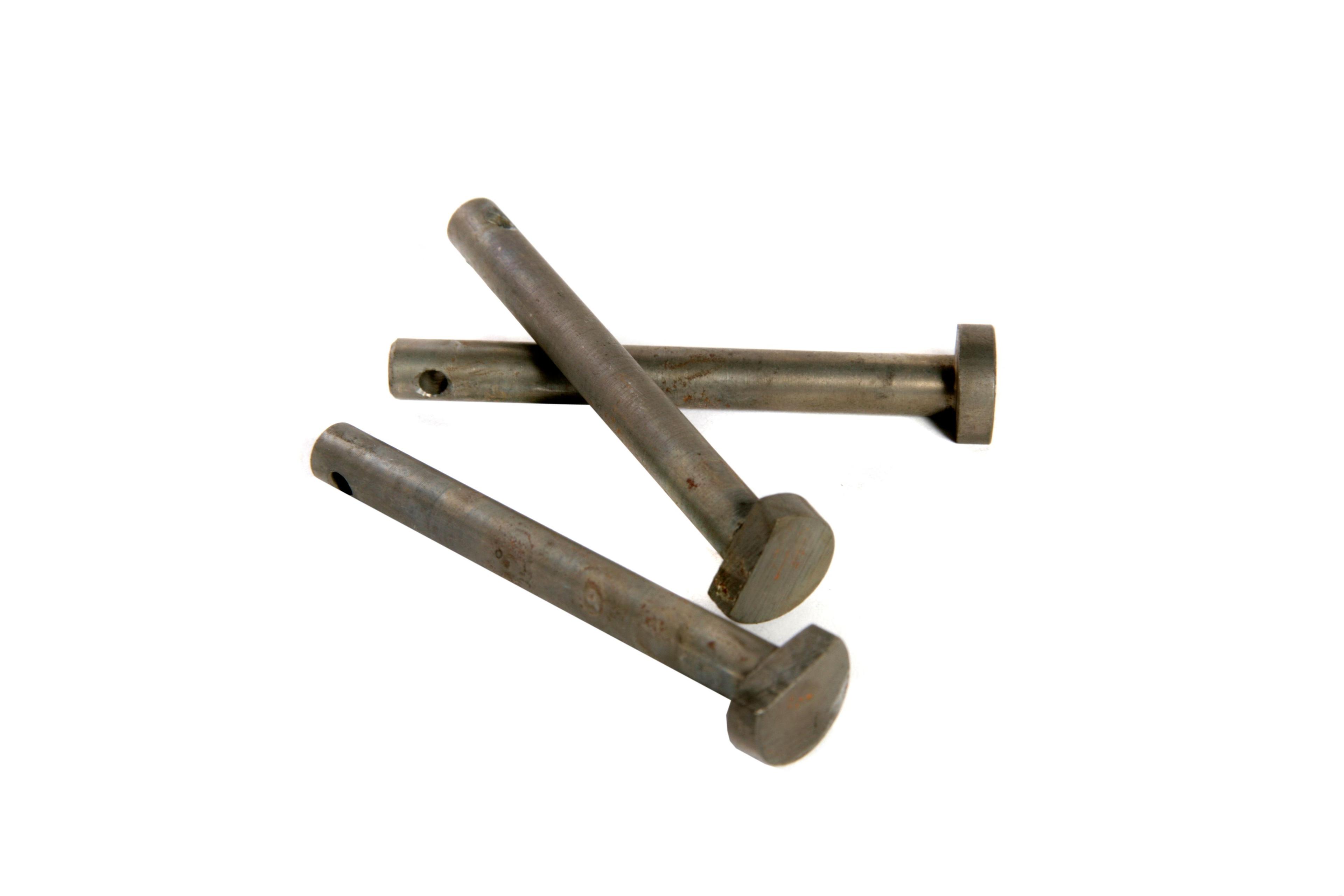 MASSEY FERGUSON TRACTOR PIN (AGCO) 828597M2