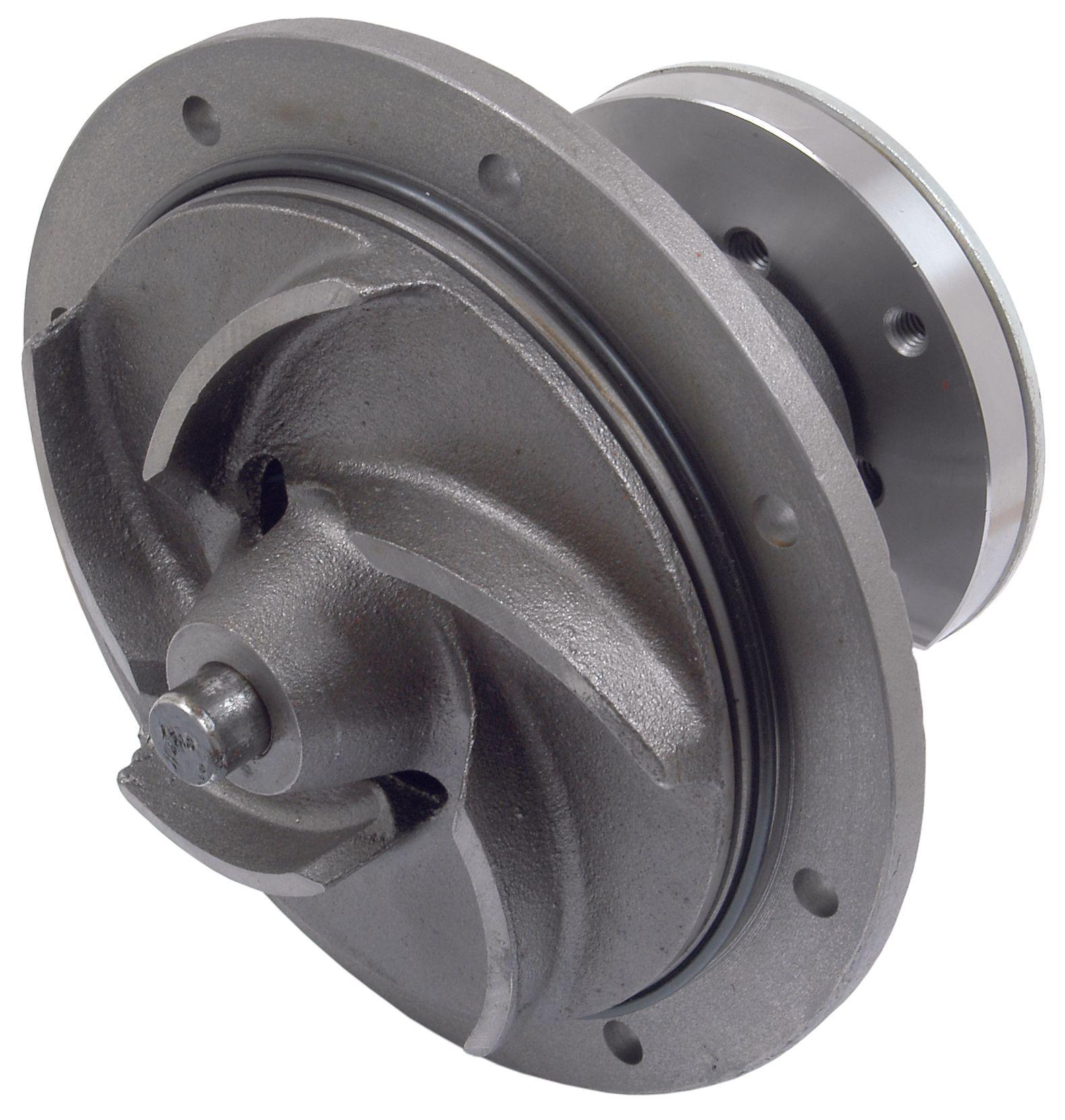 JOHN DEERE WATER PUMP 75837