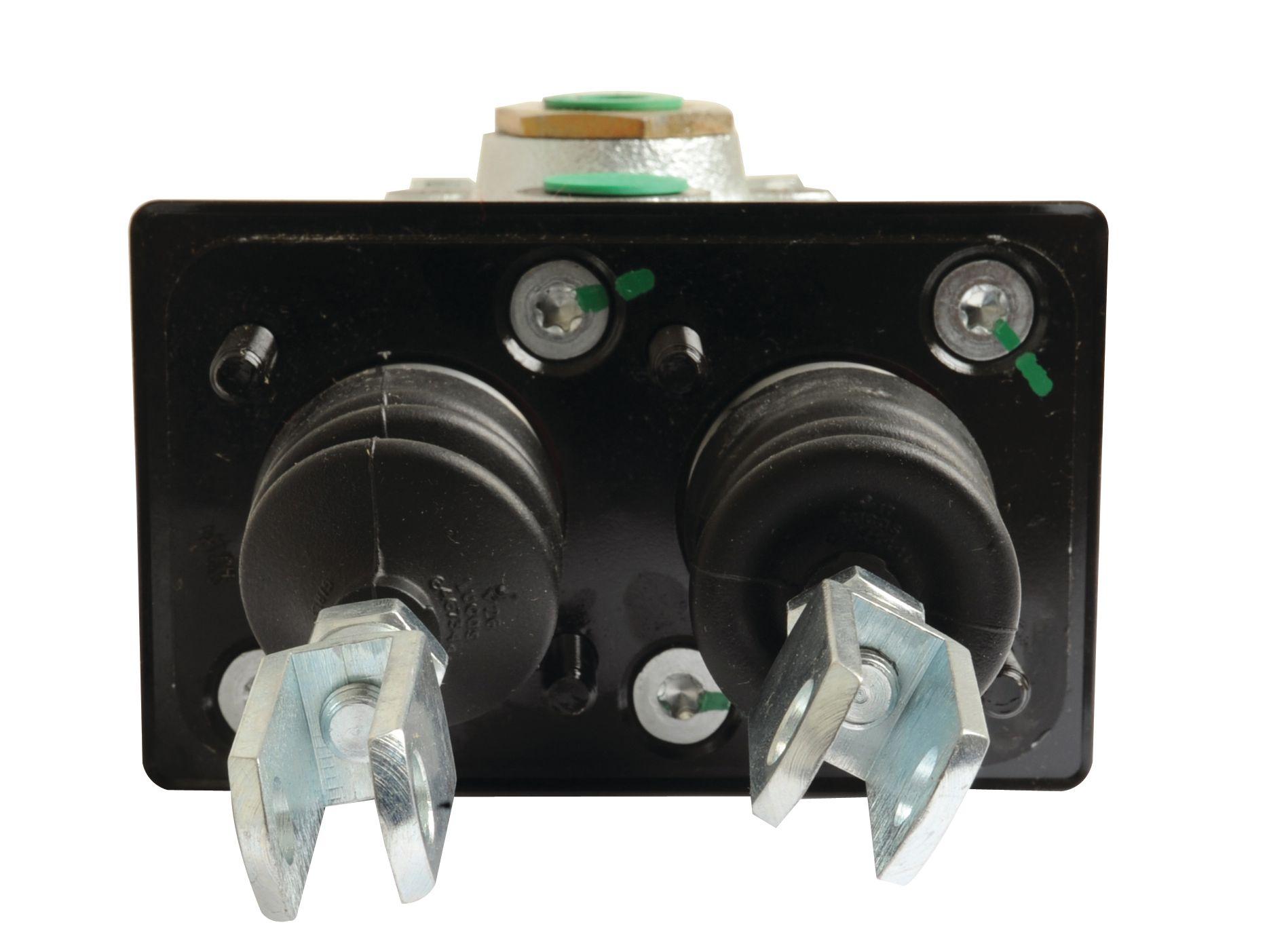 FORD NEW HOLLAND BRAKE VALVE BOOSTER 102606