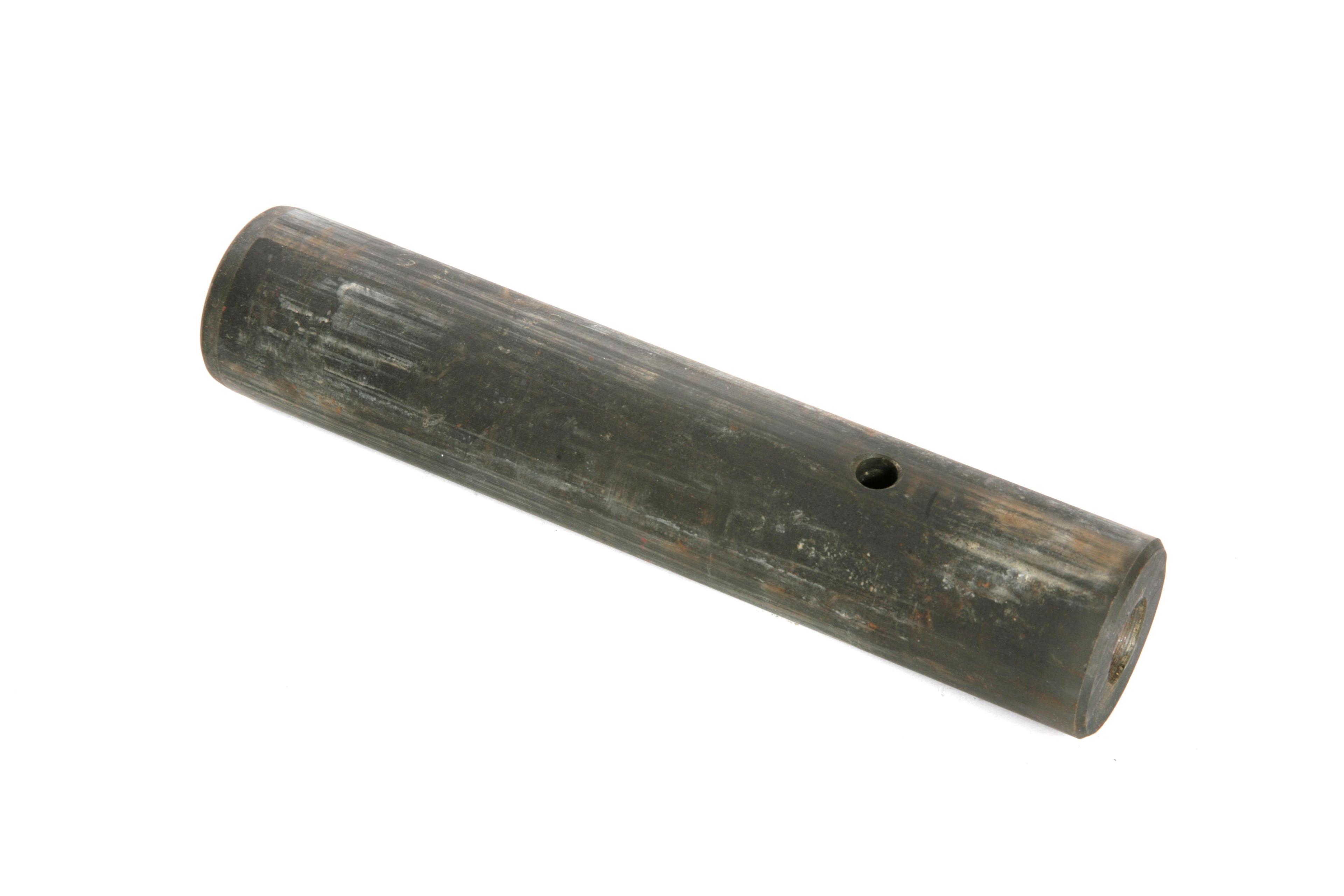 MASSEY FERGUSON TRACTOR PIVOT (AGCO) 3813360M1