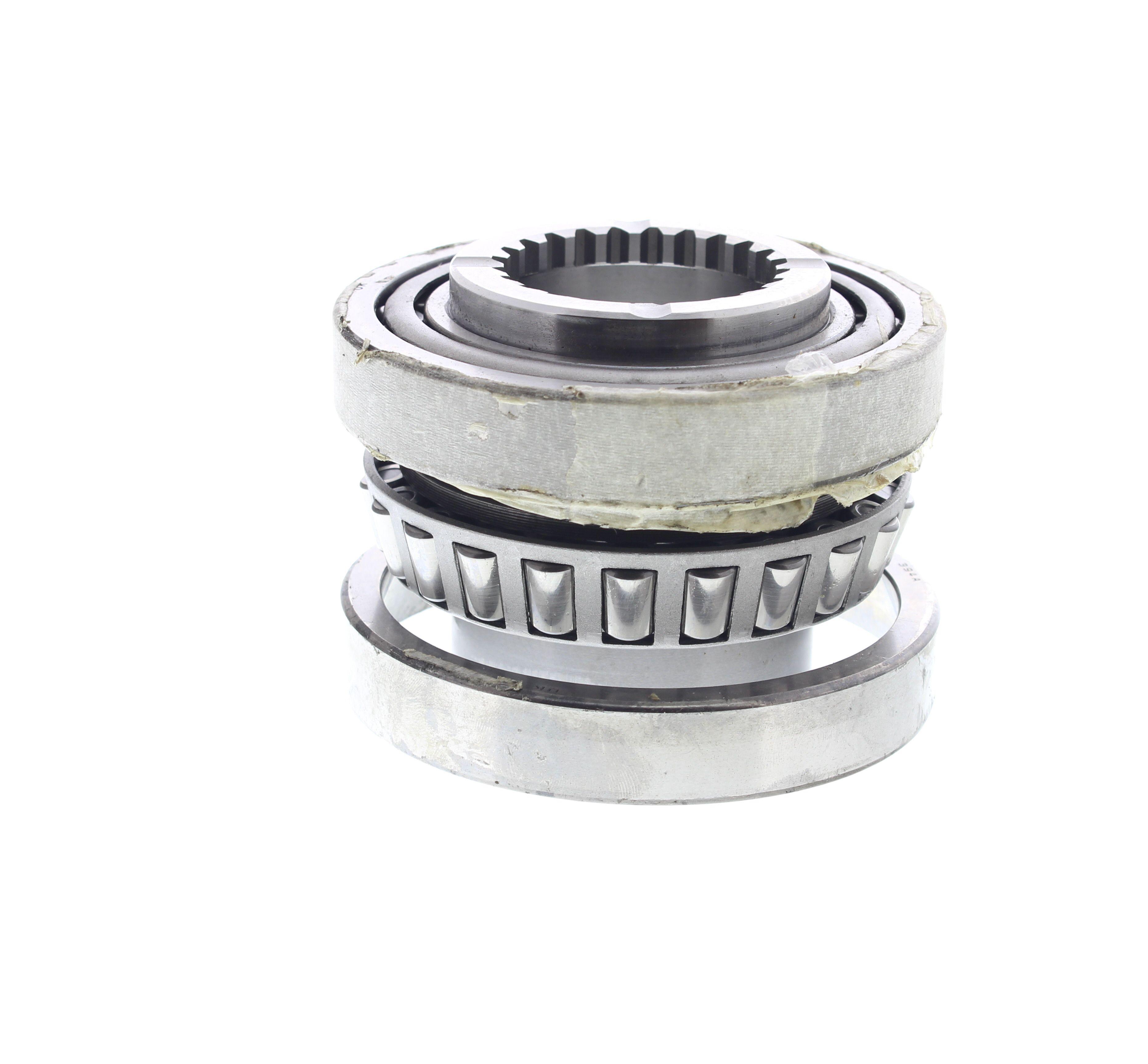MASSEY FERGUSON TRACTOR HUB (AGCO) 3322555M12