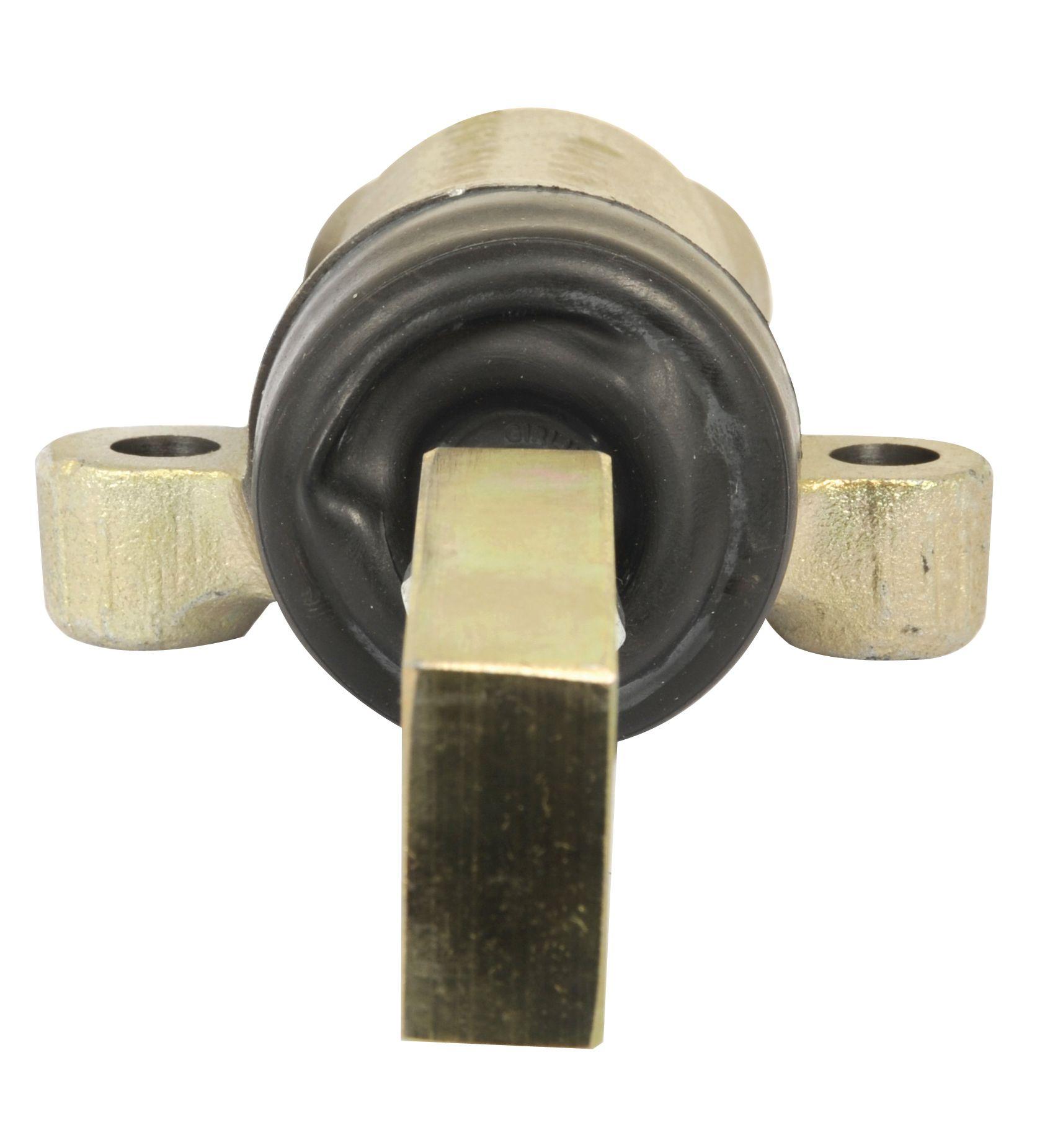 MCCORMICK CLUTCH SLAVE CYLINDER 102659