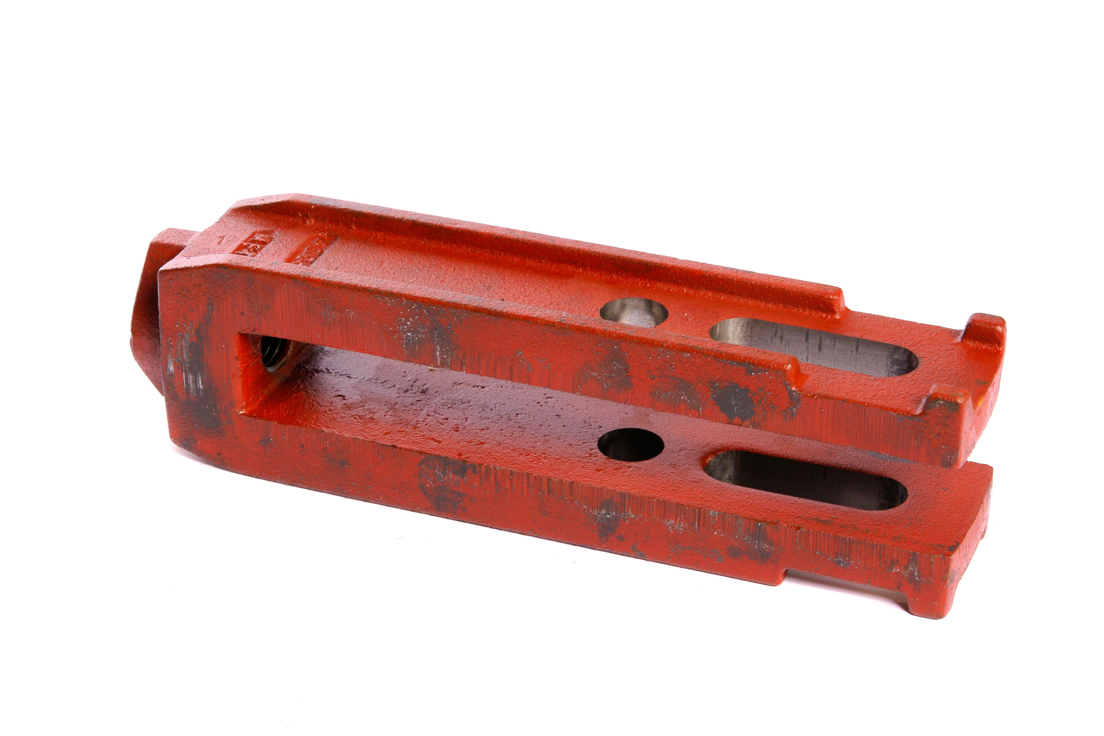 MASSEY FERGUSON TRACTOR CLEVIS (AGCO) 3616224M2