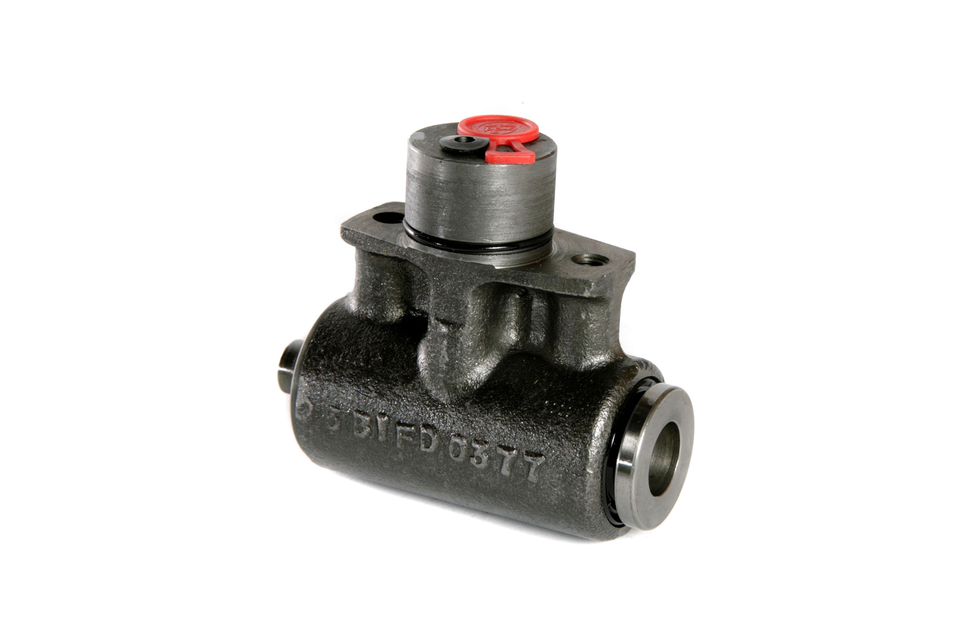 MASSEY FERGUSON TRACTOR BRAKE CYLINDER (AGCO) 3901455M91