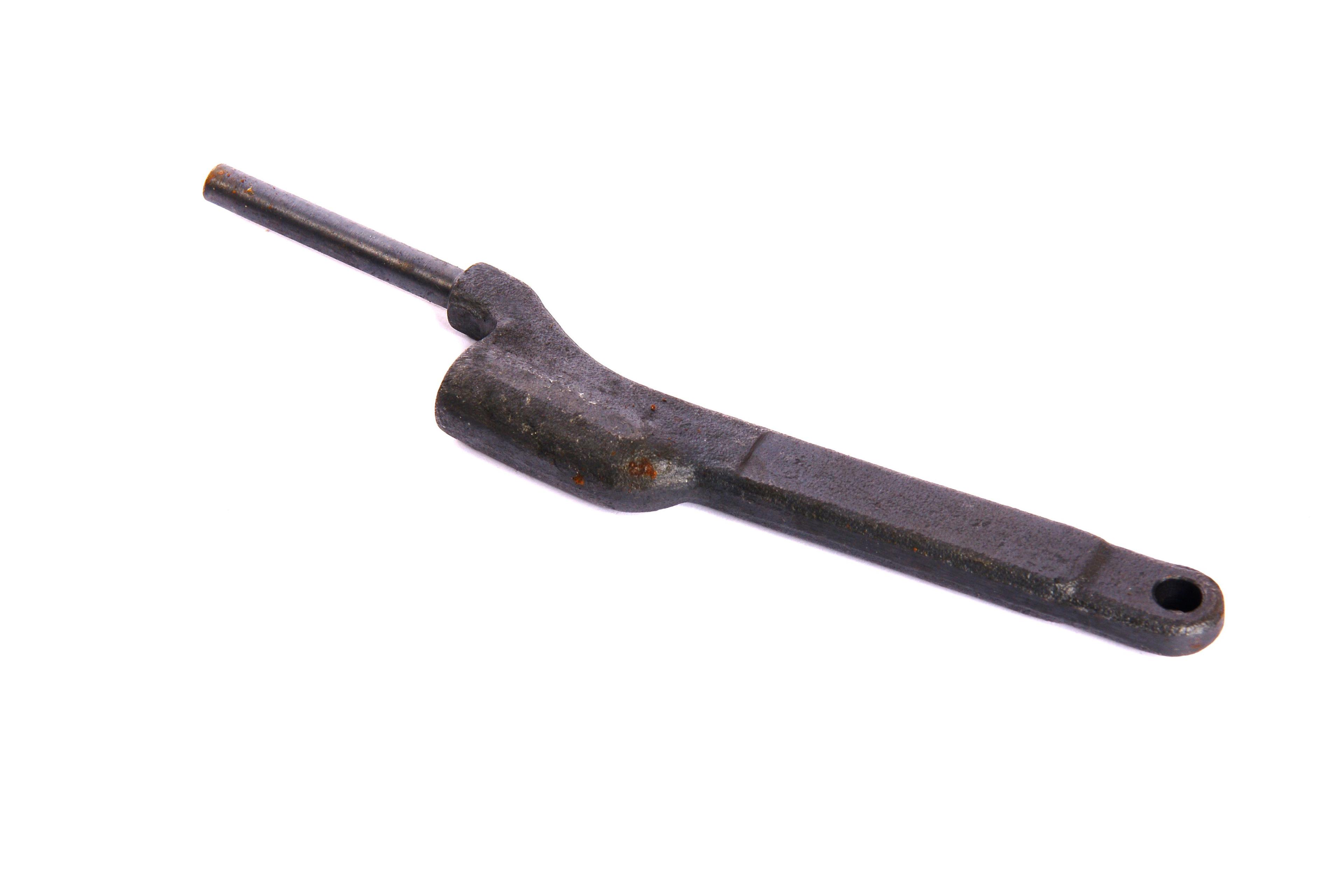 MASSEY FERGUSON TRACTOR ROD (AGCO) 898124M1
