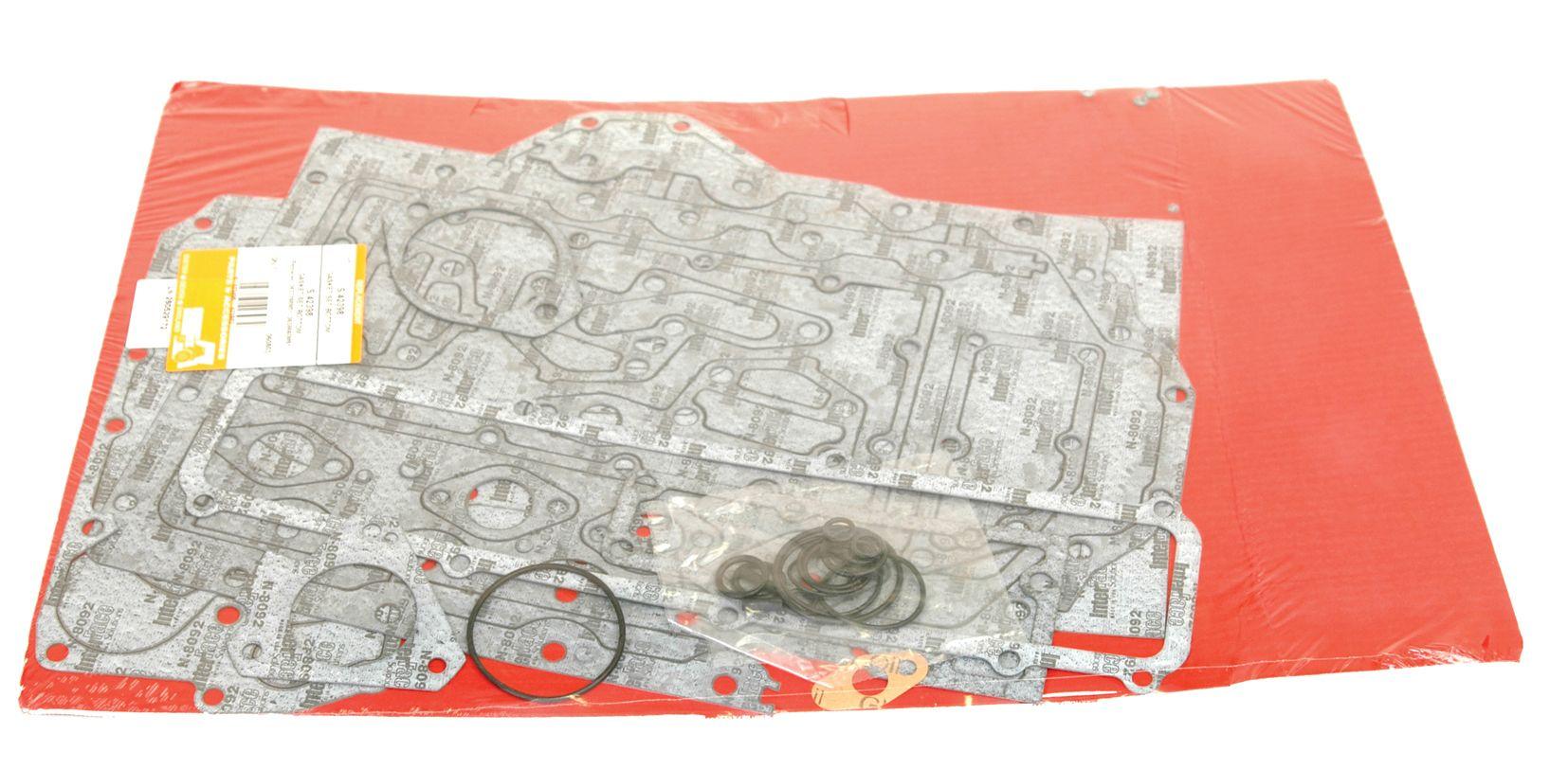 MASSEY FERGUSON GASKET SET-BOTTOM 42398