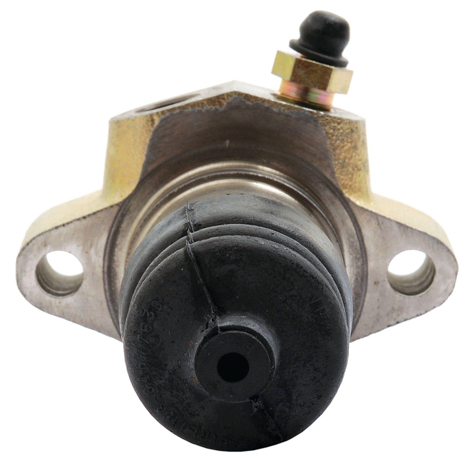 CASE IH CLUTCH SLAVE CYLINDER 102614