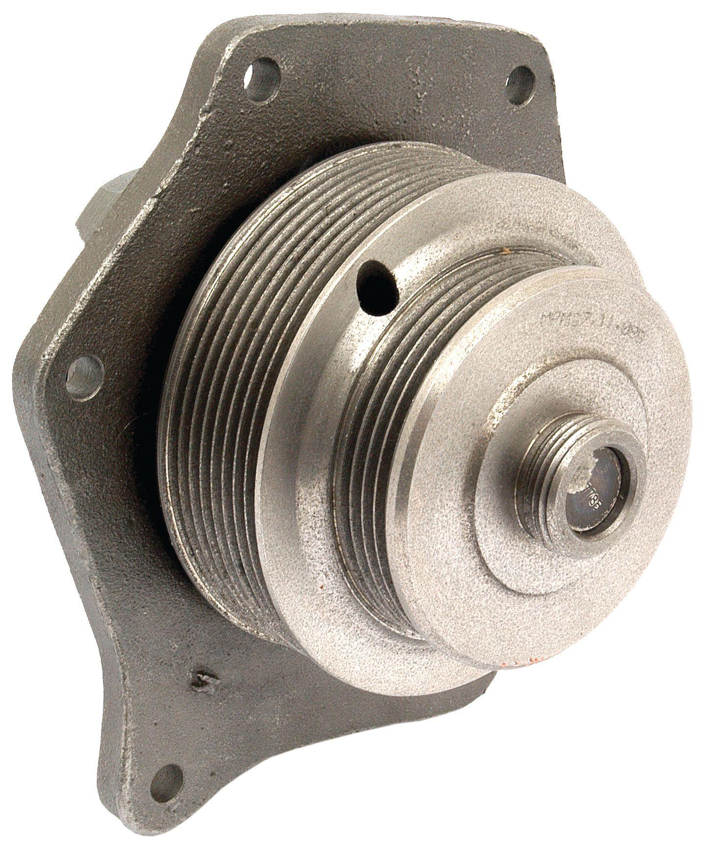 CASE IH WATERPUMP 67894
