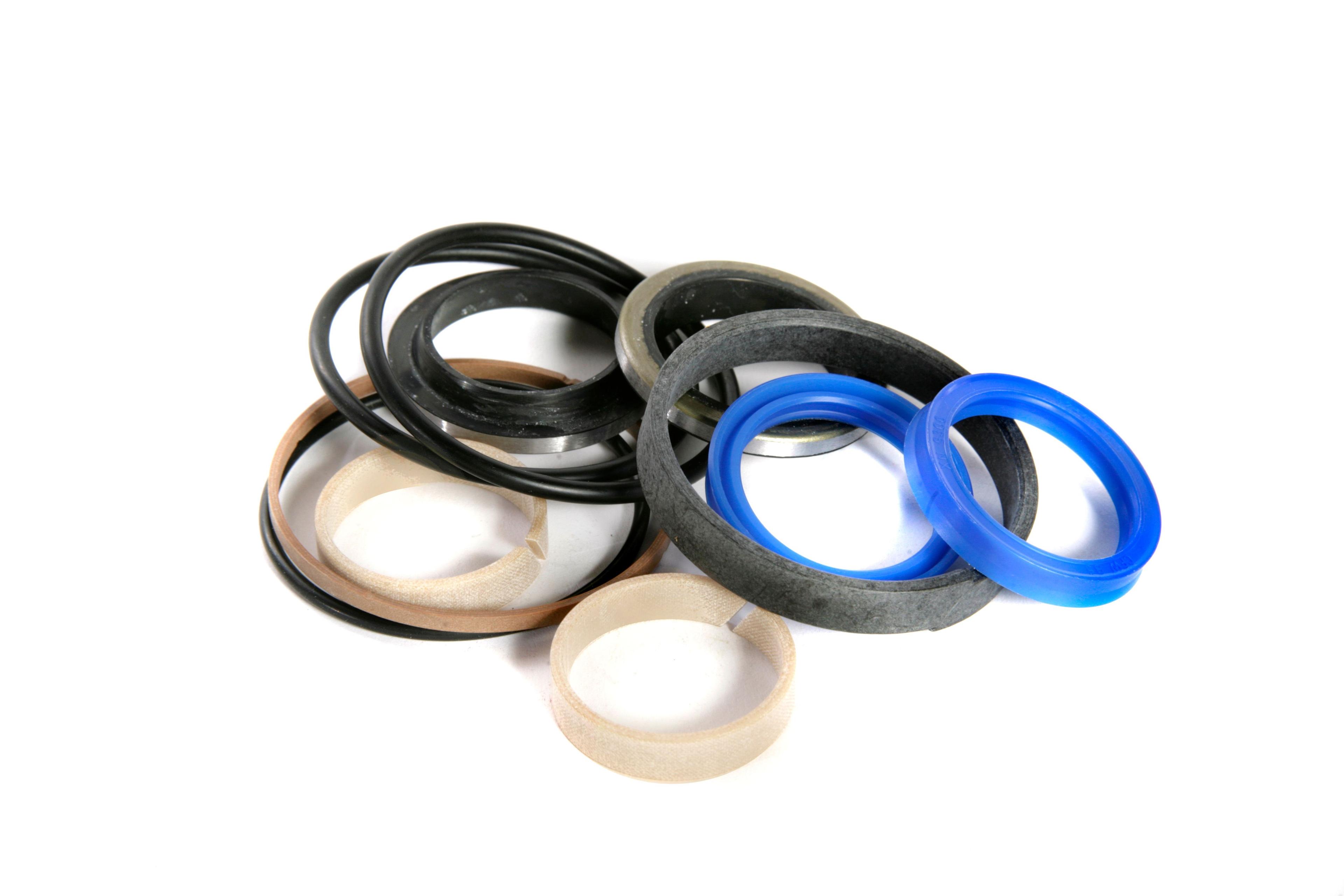 MASSEY FERGUSON TRACTOR SEALS KIT (AGCO) 3484317M92