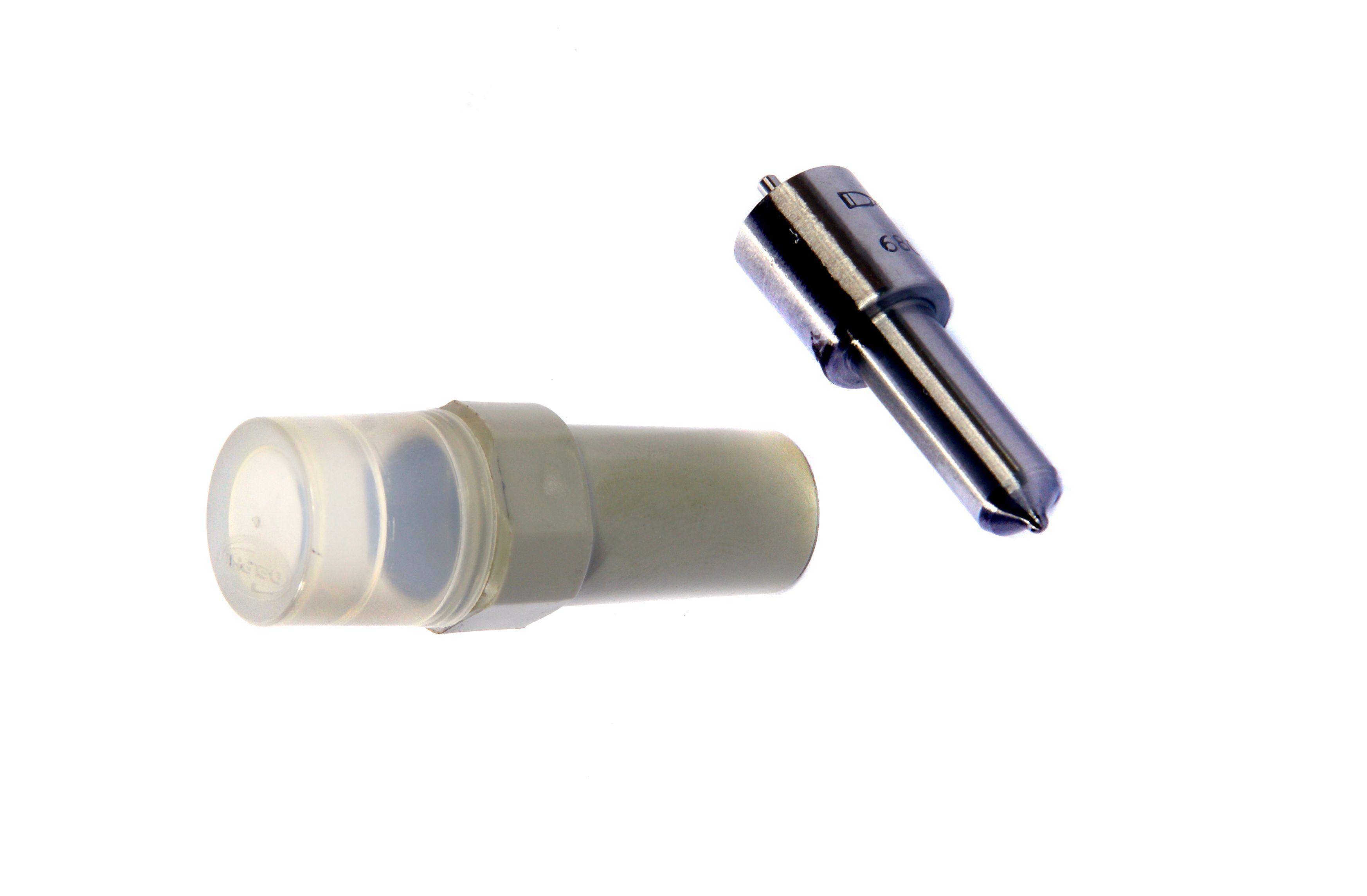 MASSEY FERGUSON TRACTOR NOZZLE (AGCO) 3637185M1