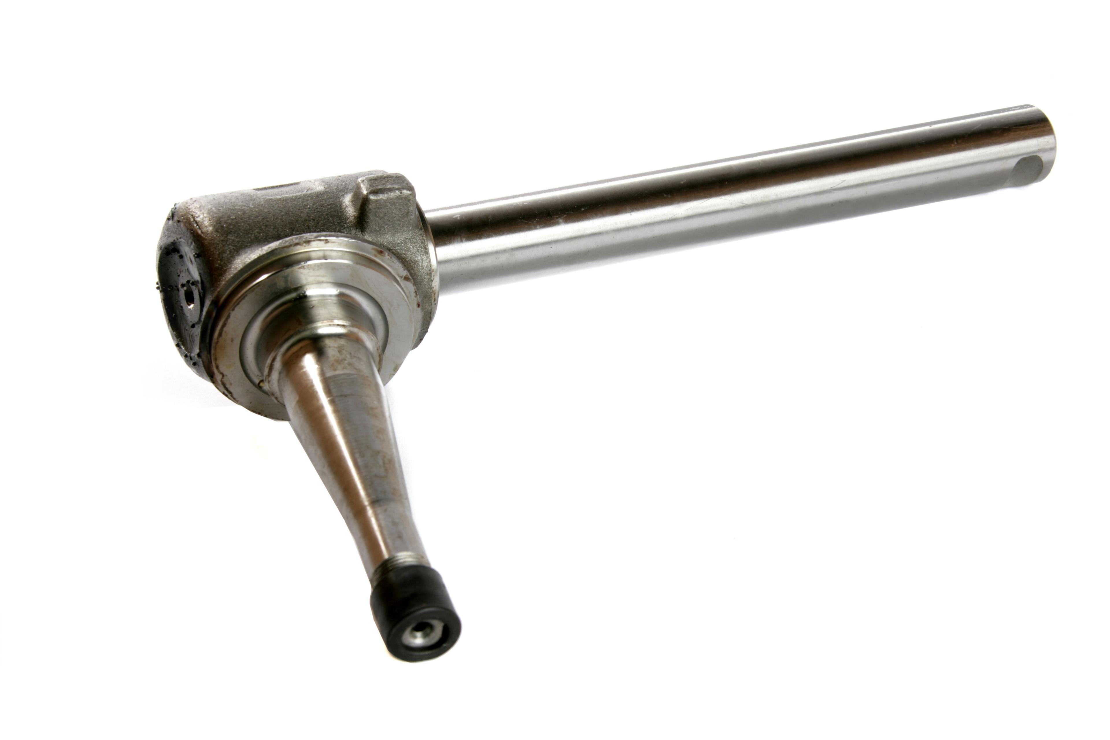 MASSEY FERGUSON TRACTOR SPINDLE (AGCO) 180349M92