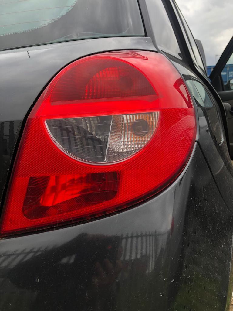 Renault Clio 2006 Tail/Brake Light Cluster Right side O/S
