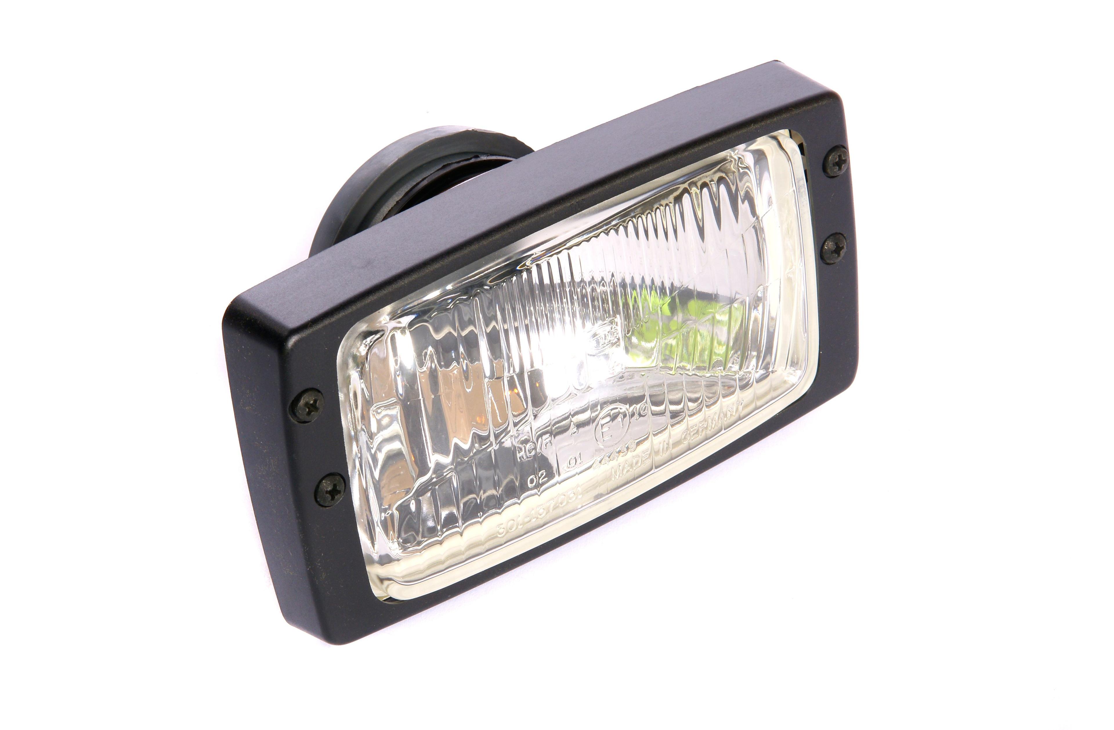 MASSEY FERGUSON TRACTOR HEAD LIGHT (AGCO) 3713137M1