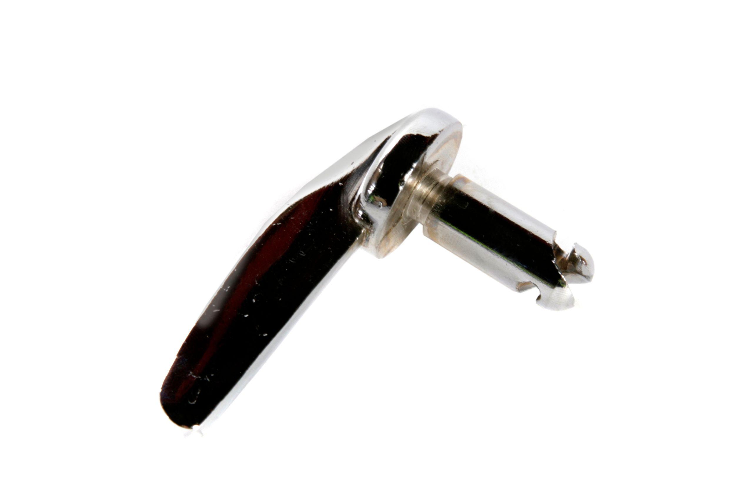 MASSEY FERGUSON TRACTOR FASTENER (AGCO) 828223M91