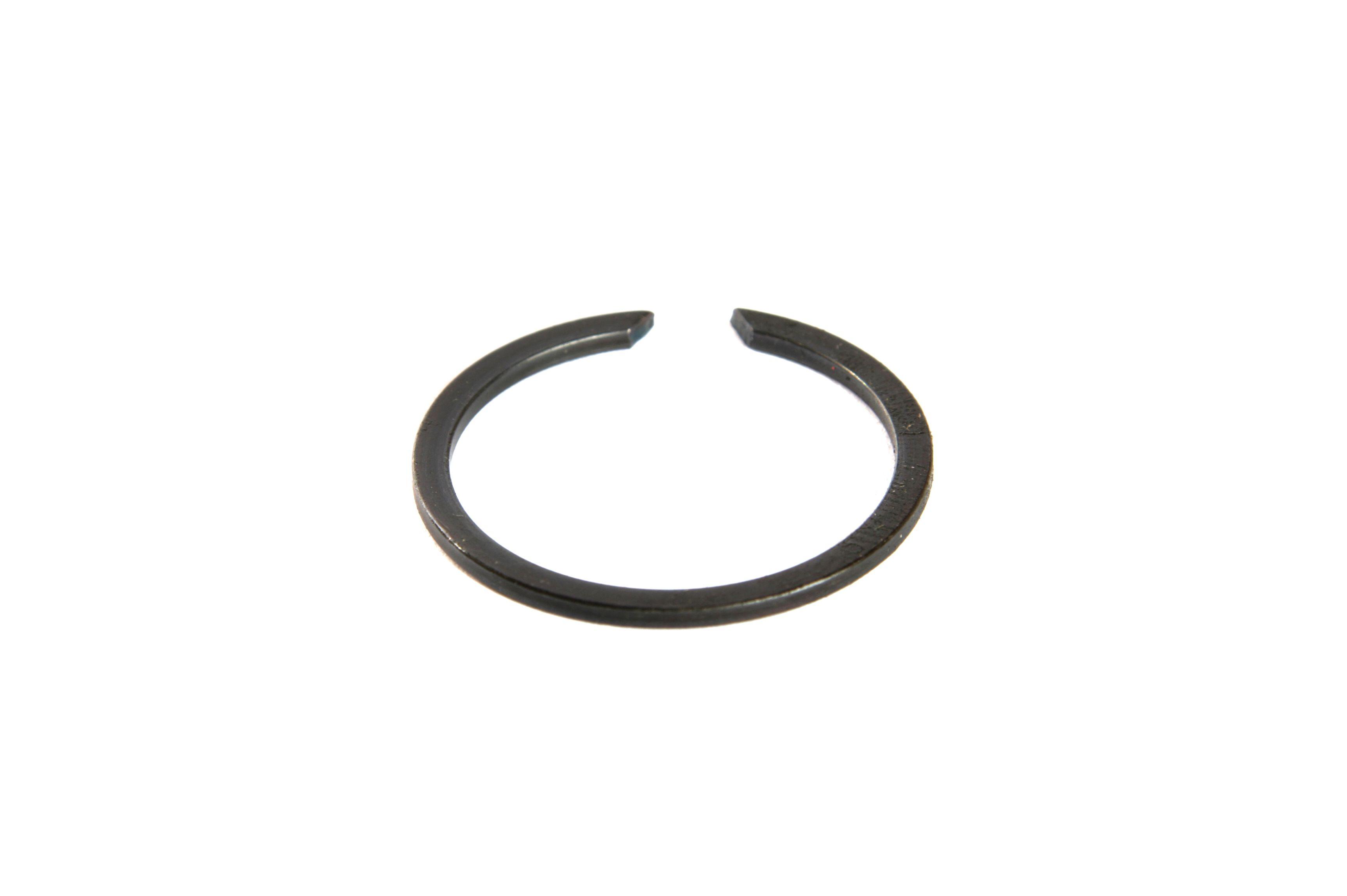 MASSEY FERGUSON TRACTOR RETAINING RING (AGCO) 1441637X1