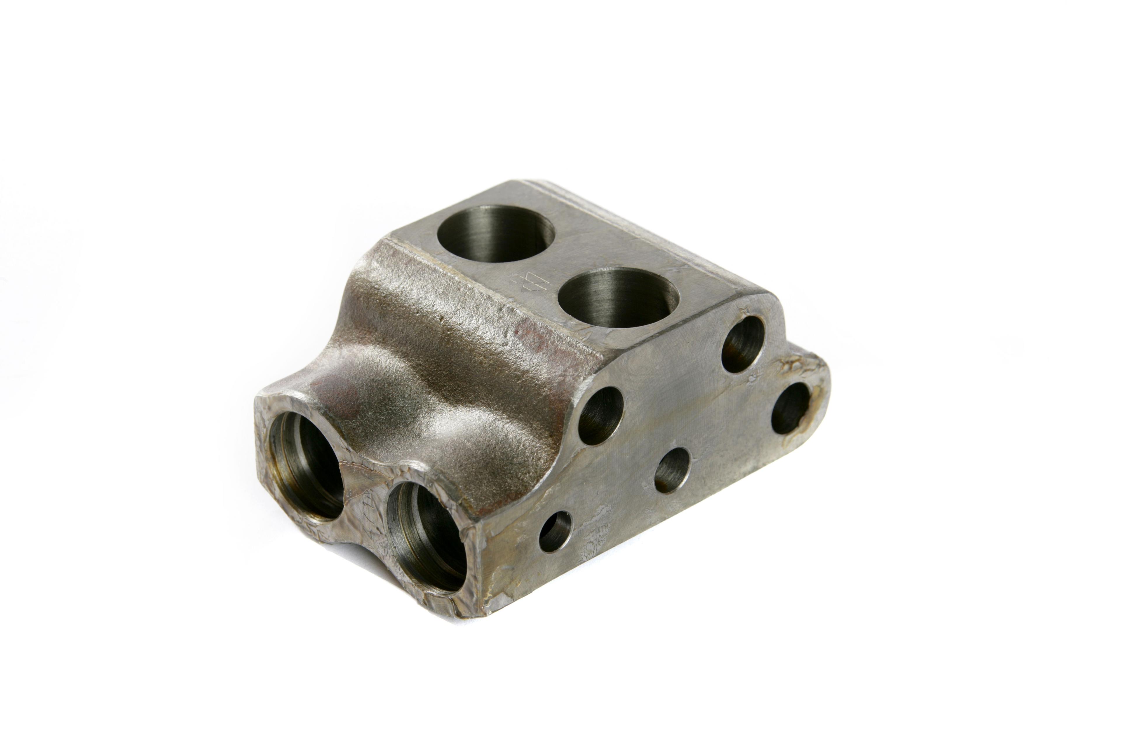 MASSEY FERGUSON TRACTOR CHAMBER (AGCO) 184471M1