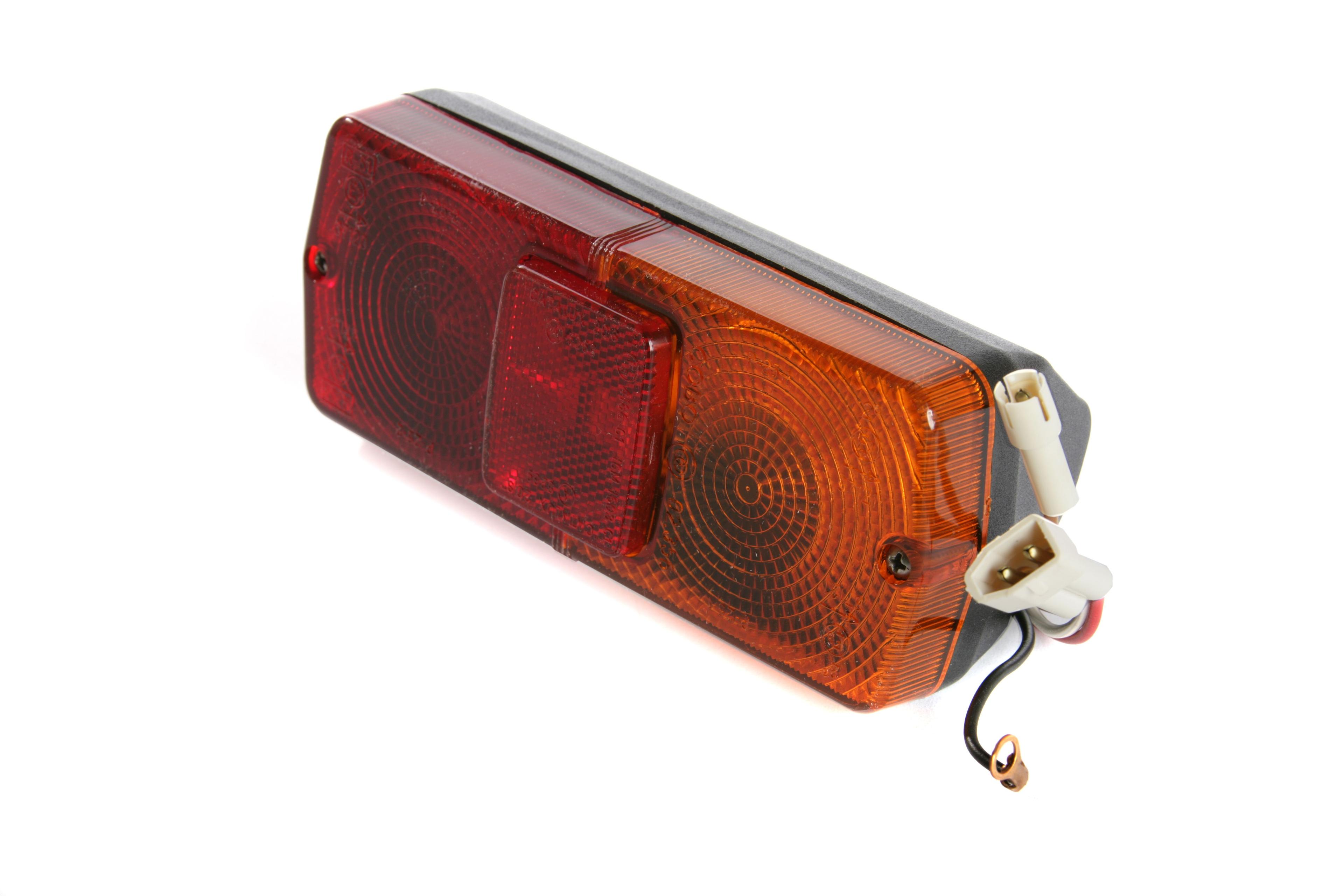 MASSEY FERGUSON TRACTOR LIGHT (AGCO) 1674074M91