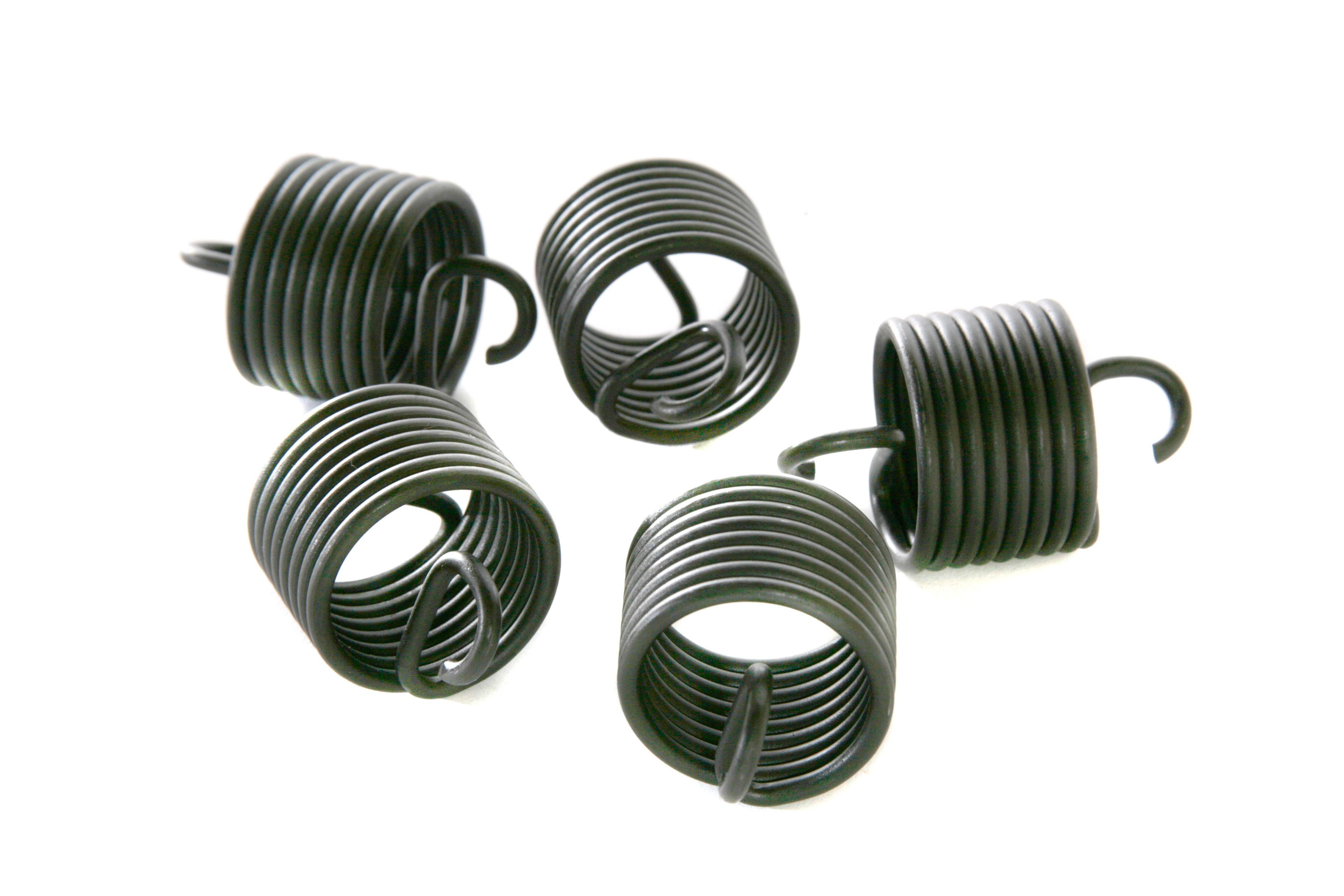 MASSEY FERGUSON TRACTOR SPRING (AGCO) 1867690M2