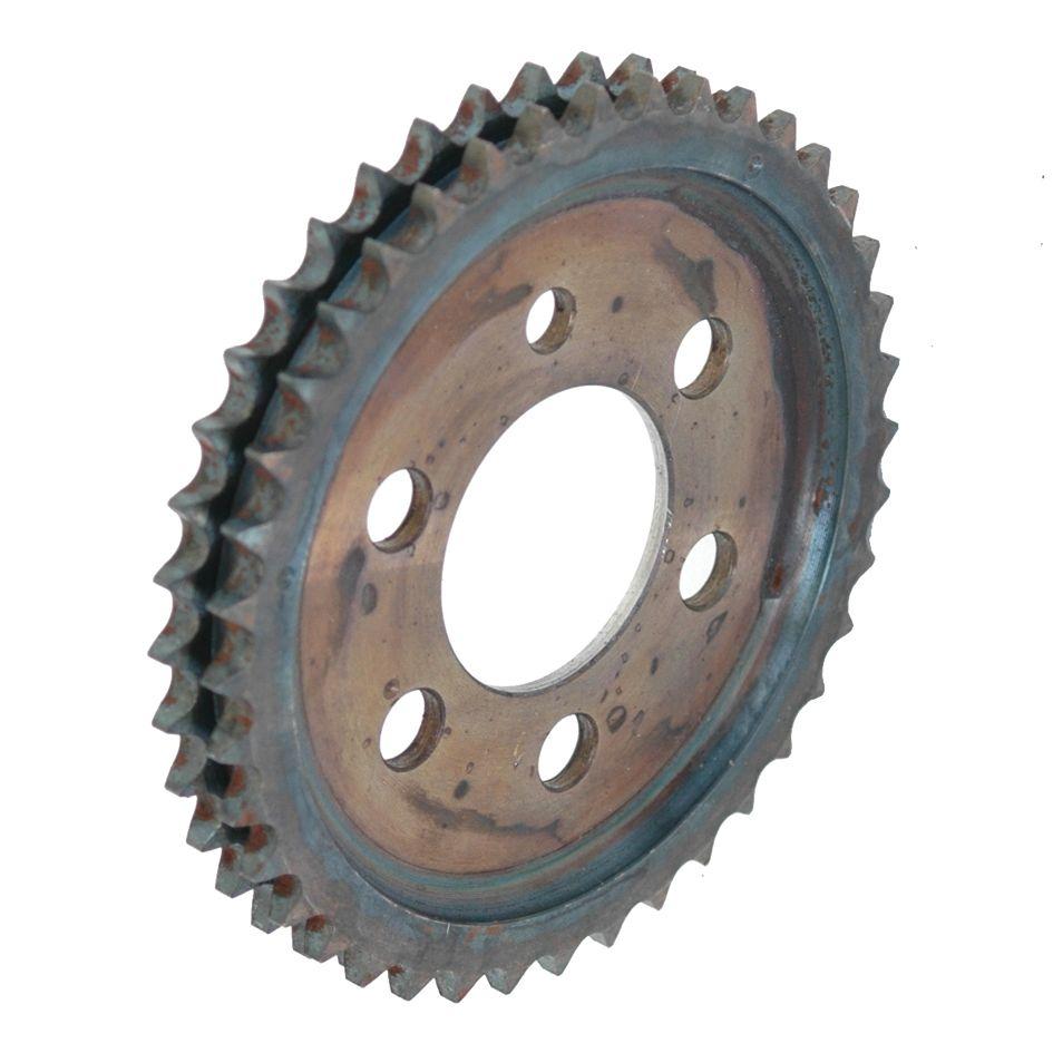 MASSEY FERGUSON SPROCKET-CAMSHAFT 61637