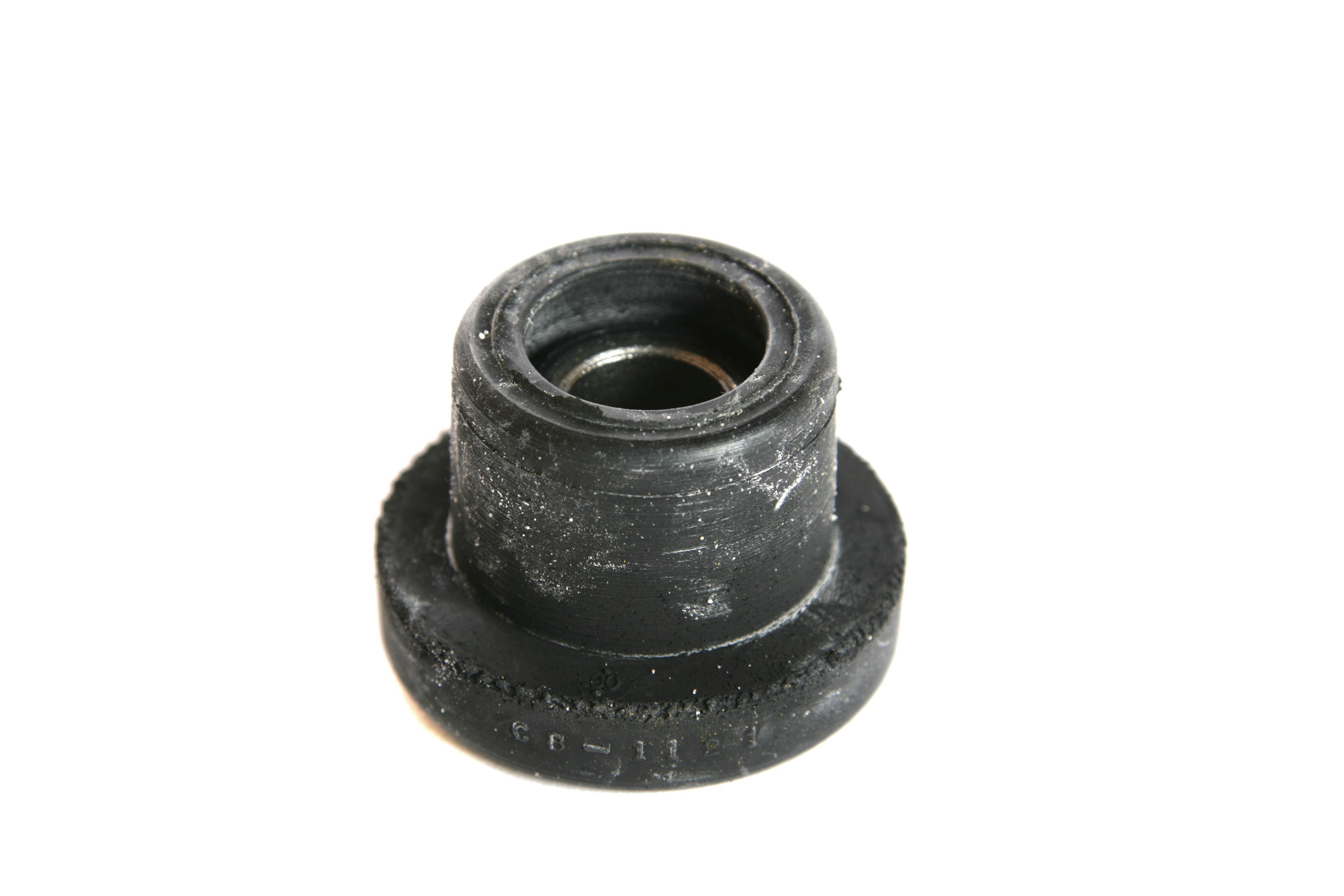 MASSEY FERGUSON TRACTOR VIBRATION MOUNT (AGCO) 1877407M1