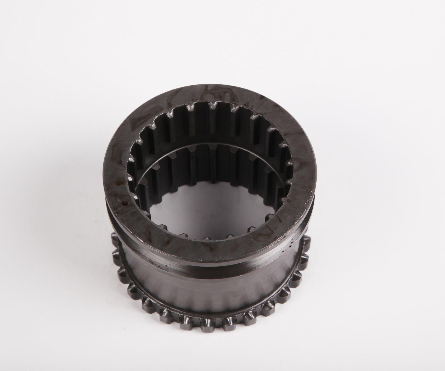 MASSEY FERGUSON TRACTOR COUPLER (AGCO) 1866557M2