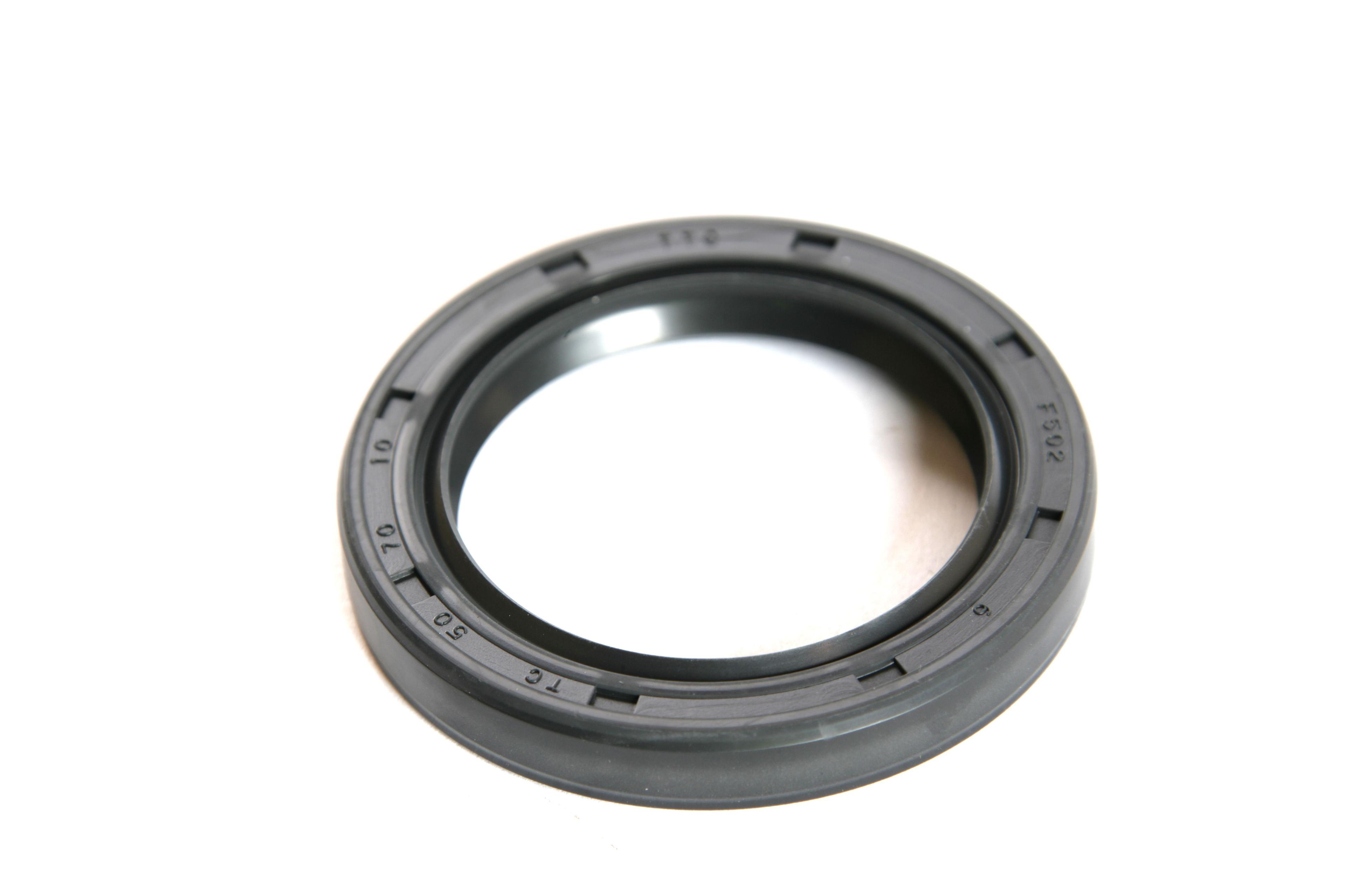 MASSEY FERGUSON TRACTOR SEAL (AGCO) 3306228M1