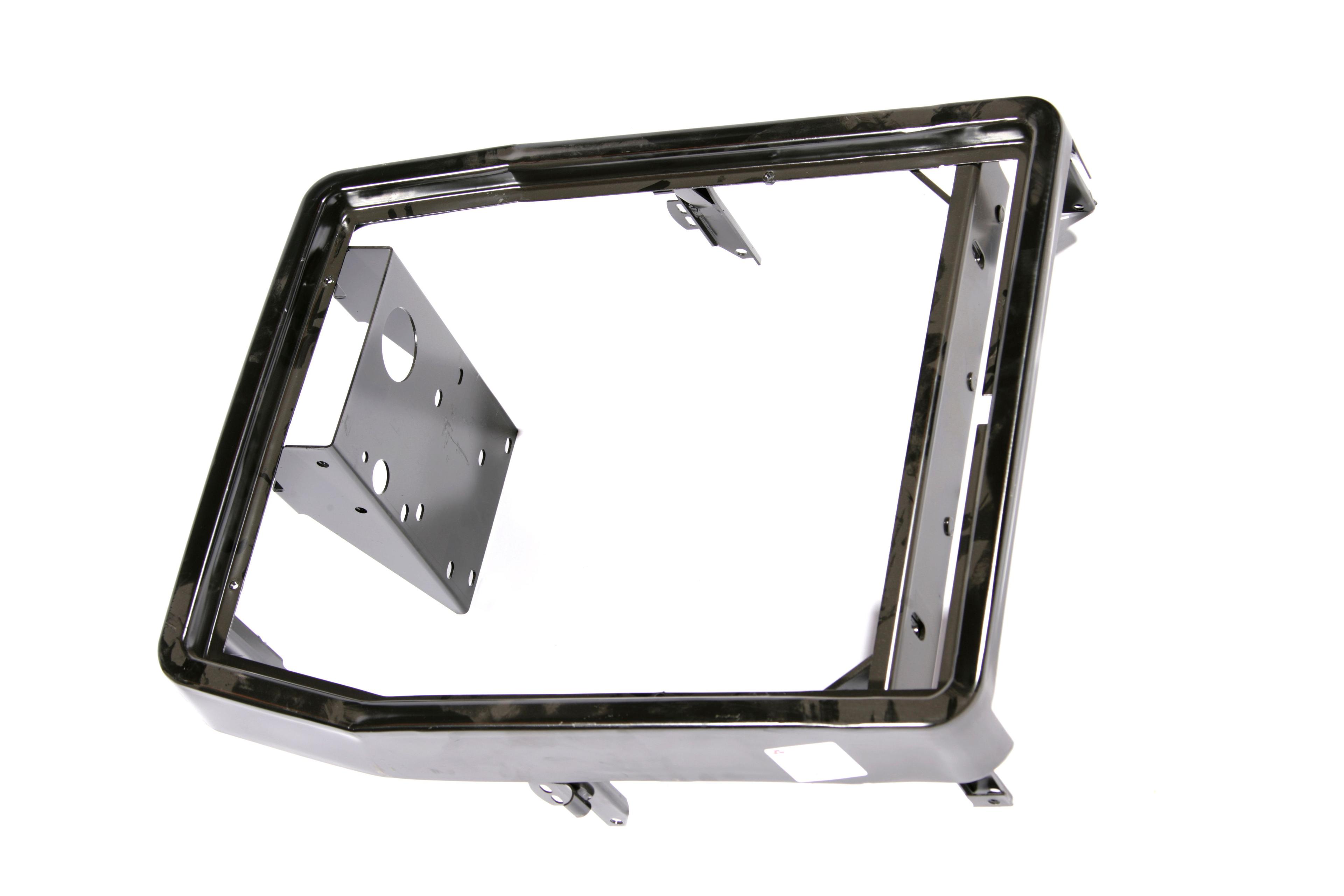 MASSEY FERGUSON TRACTOR FRONT GRILLE (AGCO) 3388223M97