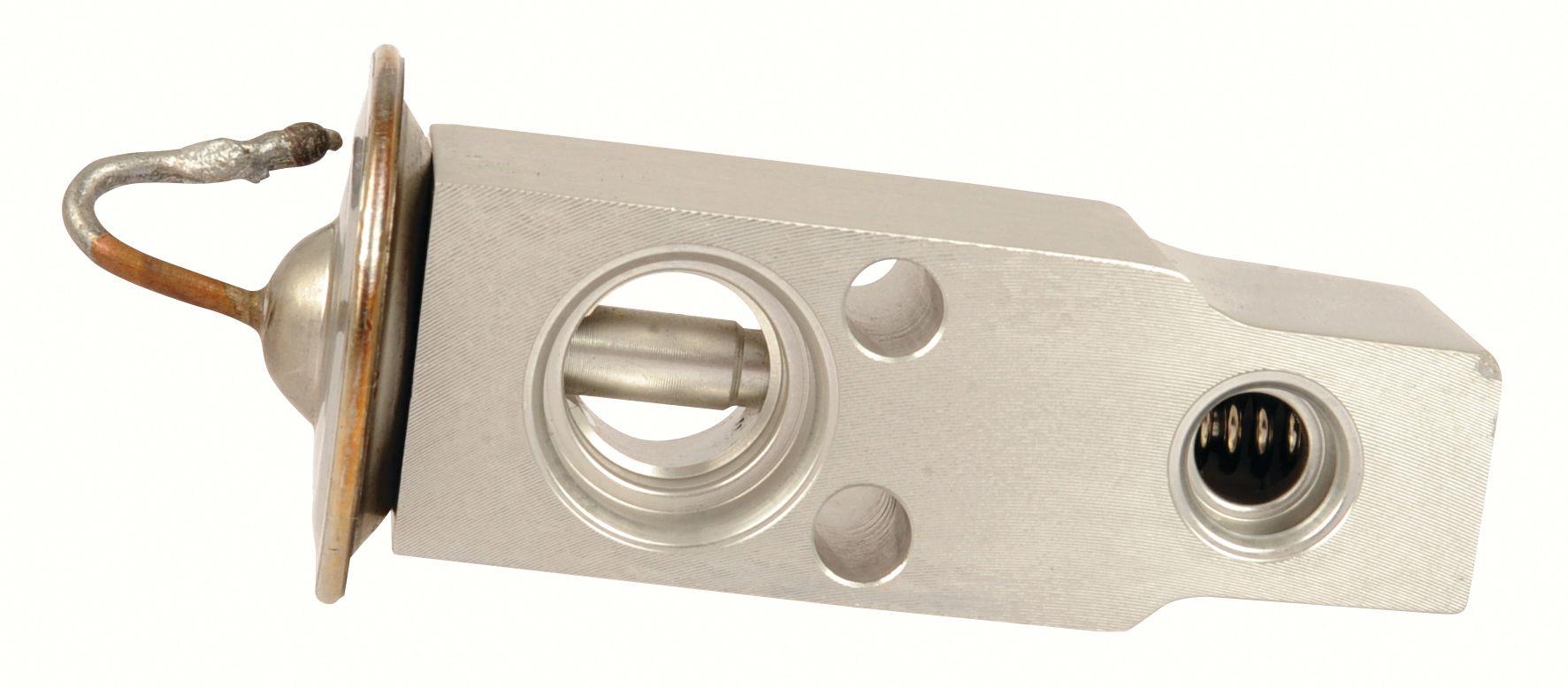 KUBOTA EXP.VALVE-FLANGE TYPE A/C 106796