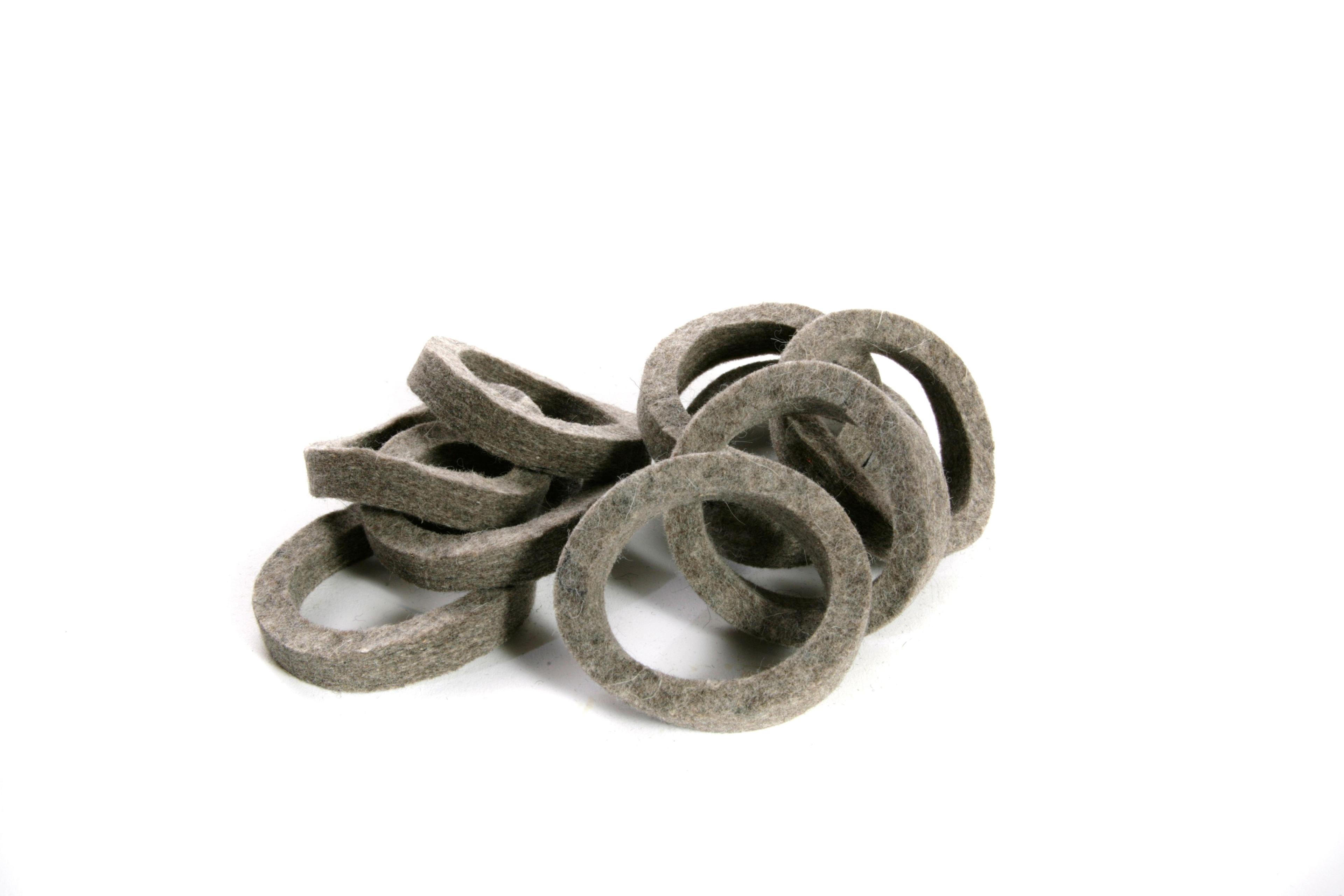 MASSEY FERGUSON TRACTOR SEAL (AGCO) 196079M1