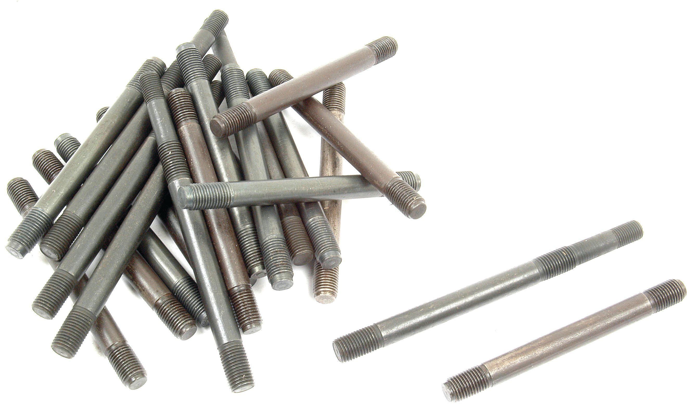 MASSEY FERGUSON HEAD STUD KIT-A3.144/152 43675