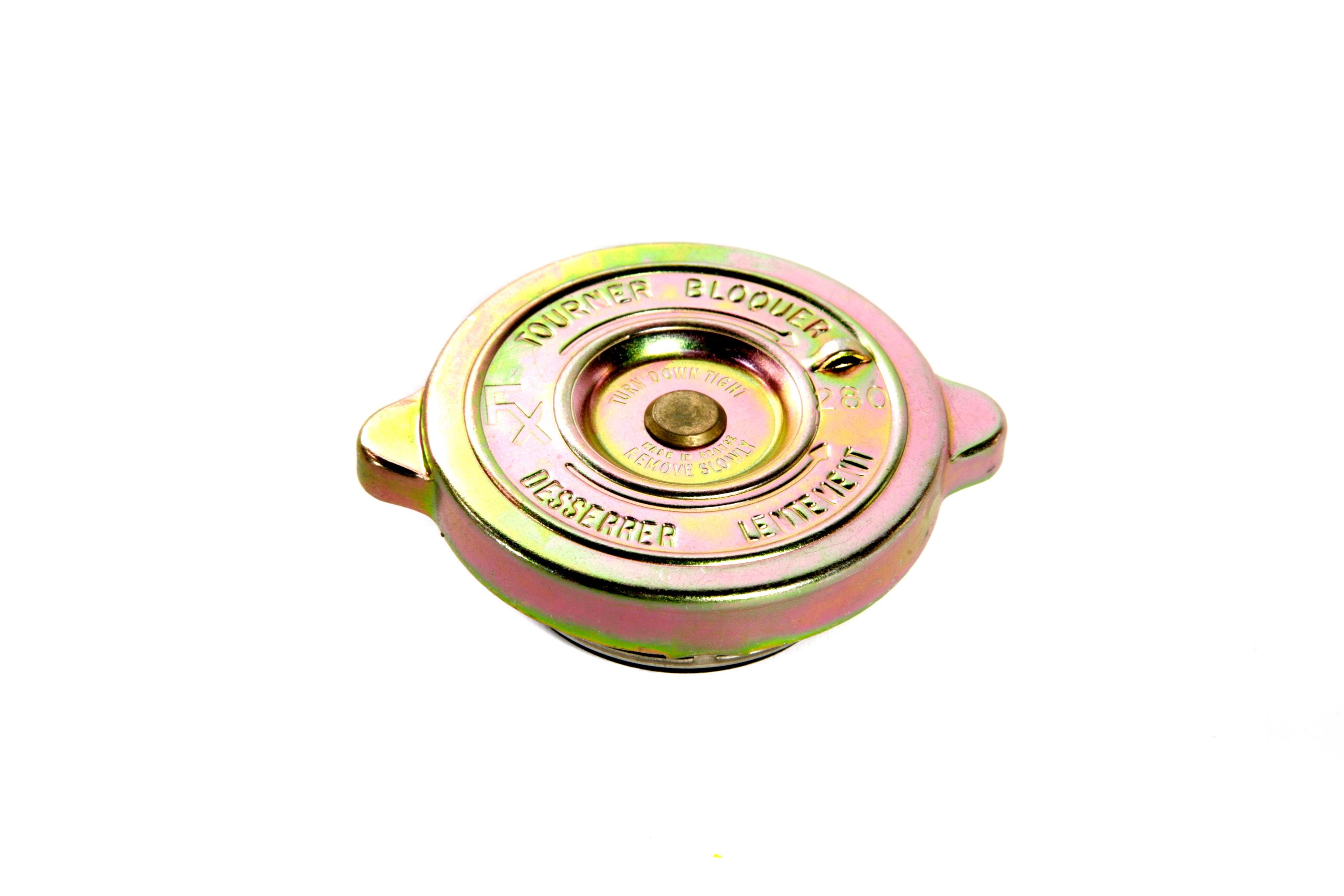 MASSEY FERGUSON COMBINE RADIATOR CAP (AGCO) 613758M2