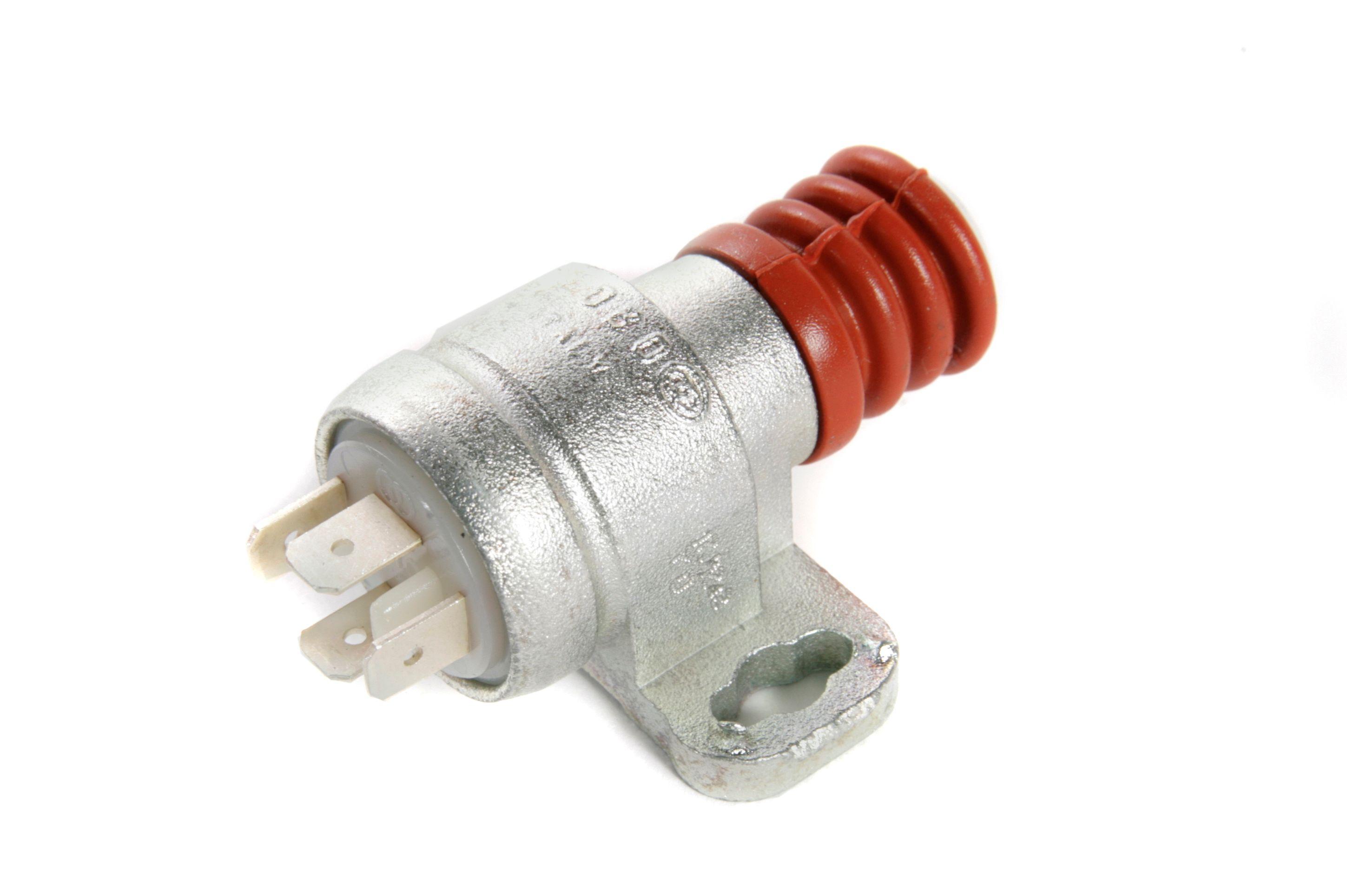 MASSEY FERGUSON TRACTOR SWITCH (AGCO) 3760061M92