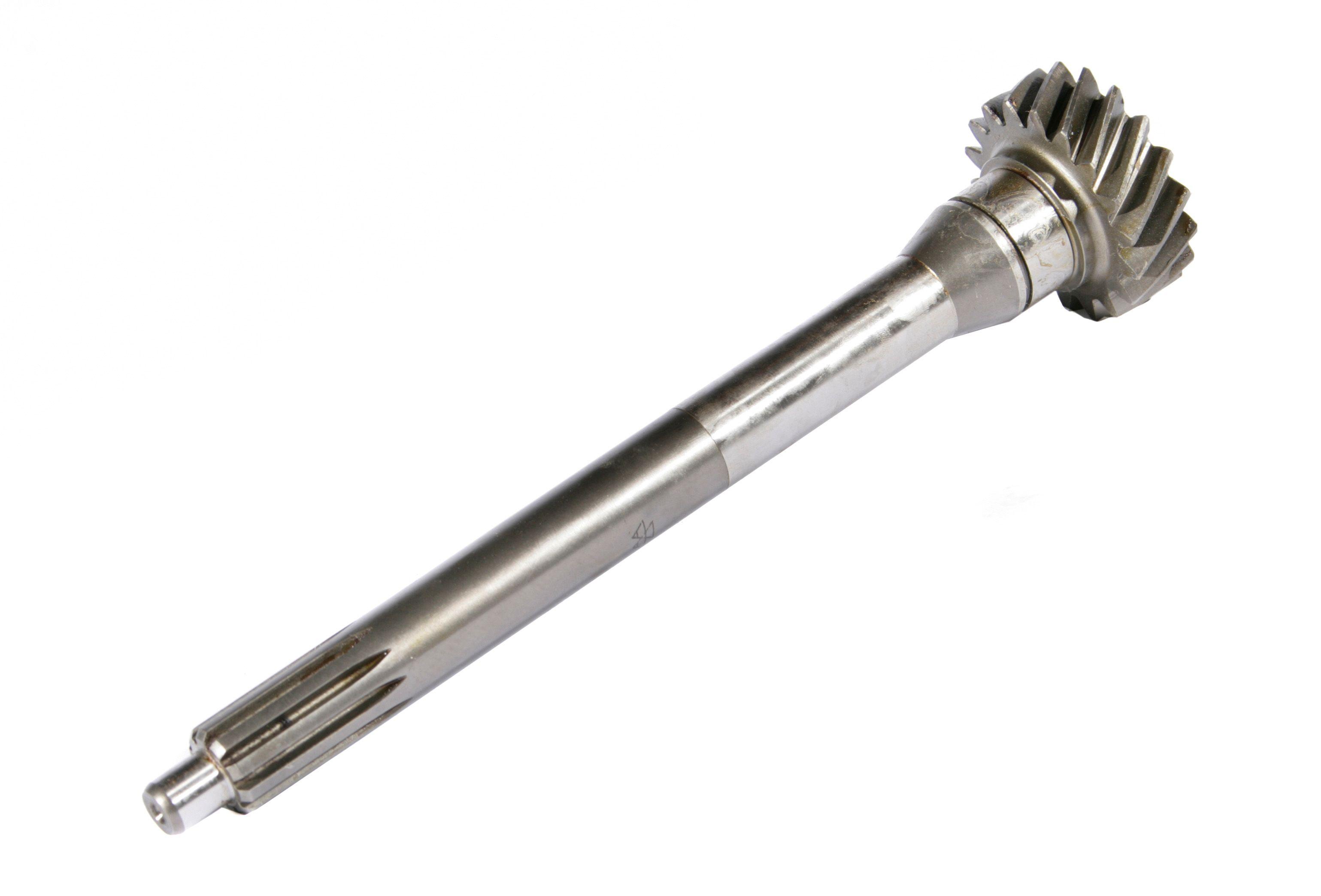 MASSEY FERGUSON TRACTOR PINION (AGCO) 1669325M1