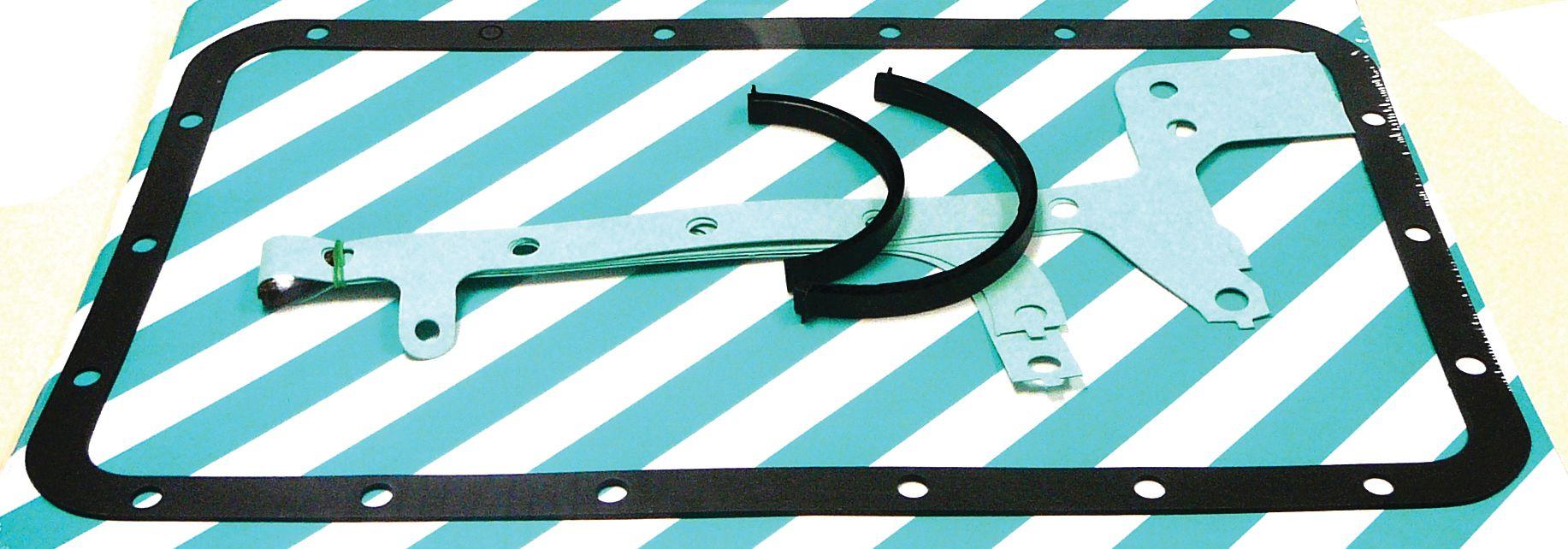 LONG TRACTOR OIL PAN-GASKET SET 67257