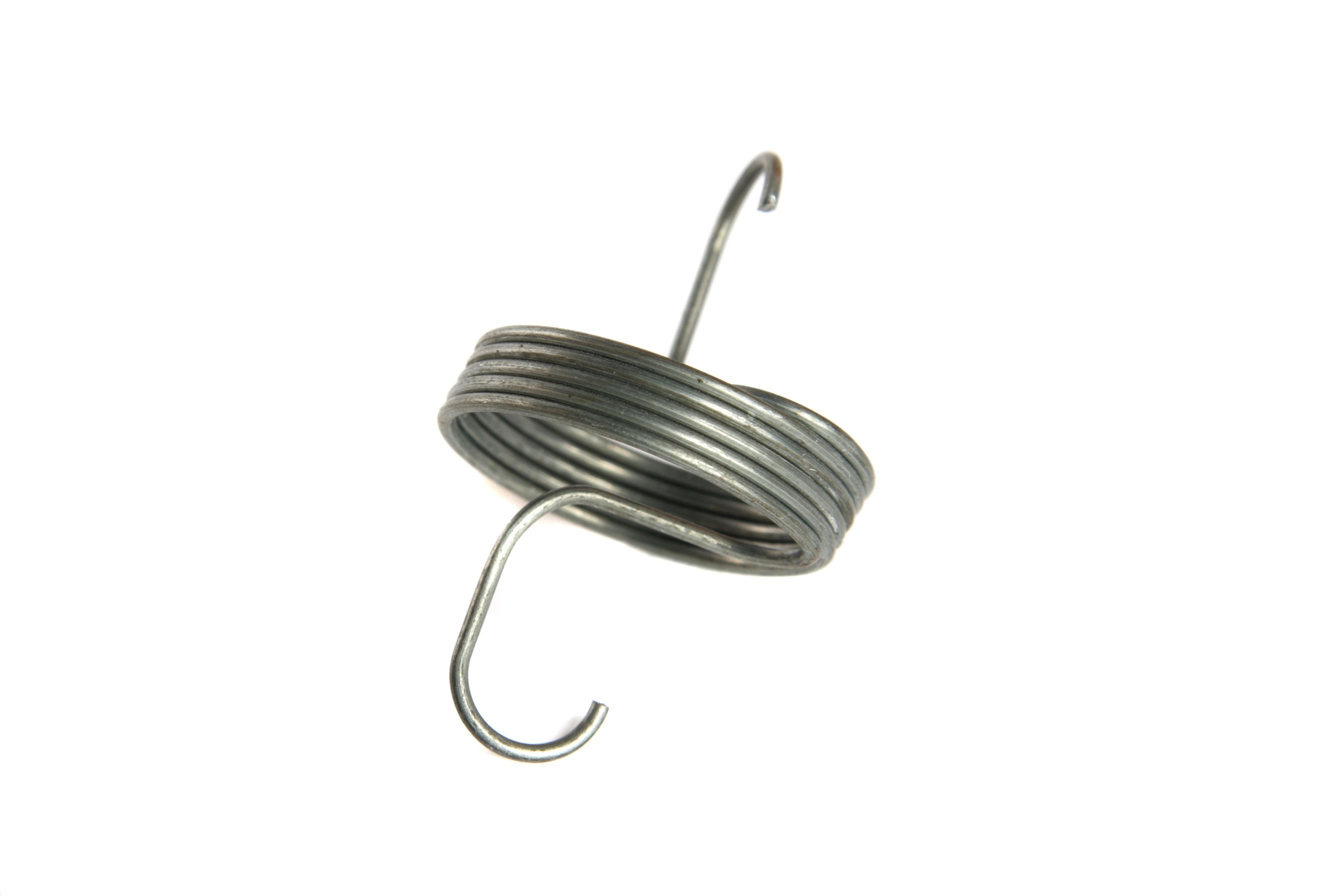 MASSEY FERGUSON TRACTOR SPRING (AGCO) 3700450M1
