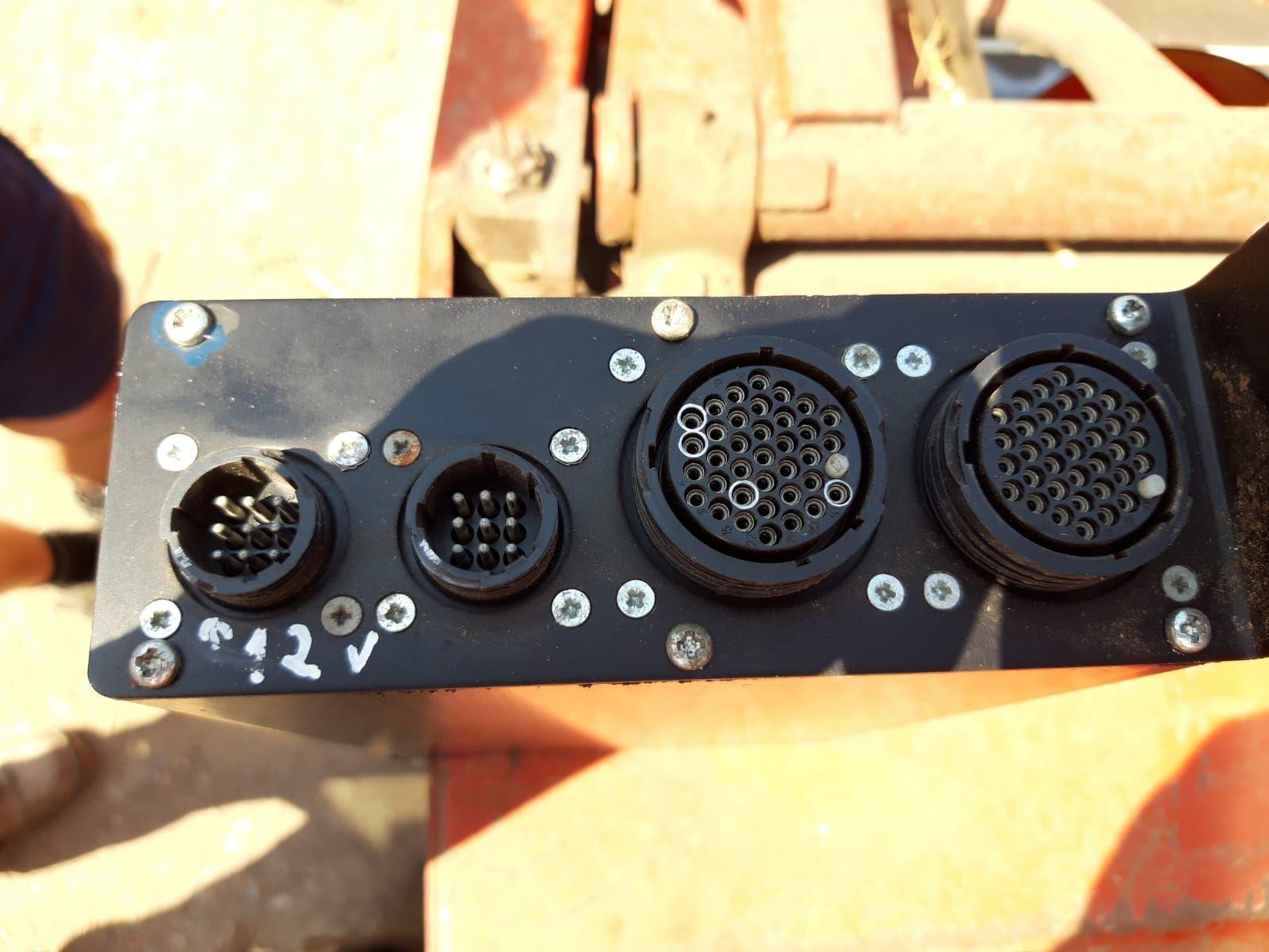 MASSEY FERGUSON 34 COMBINE COMPUTER PORT