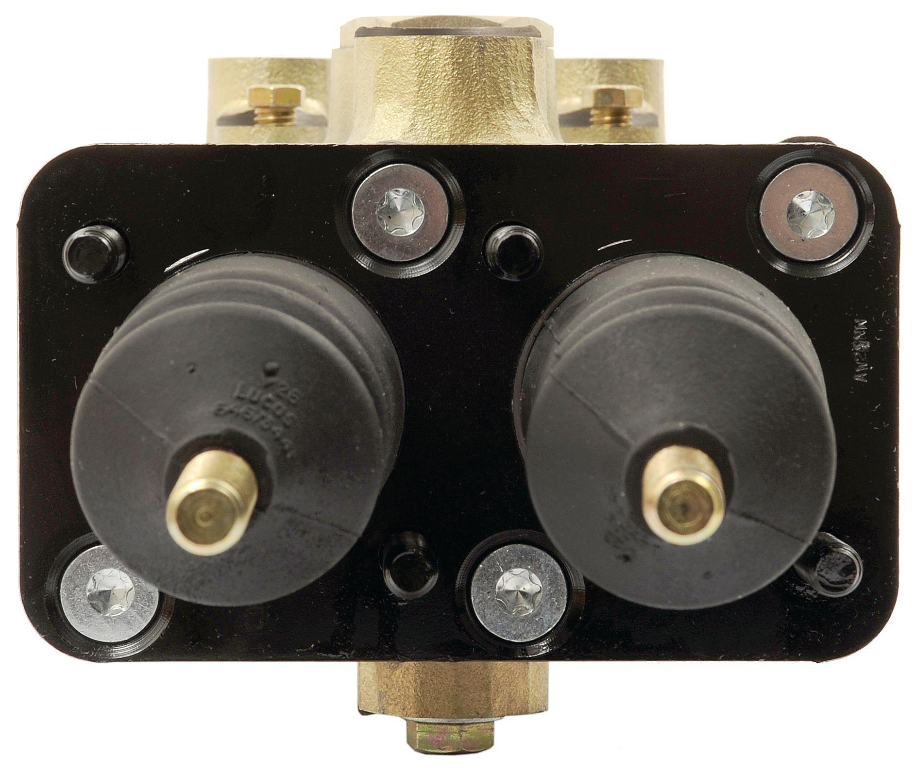 FORD NEW HOLLAND BRAKE VALVE BOOSTER 102607
