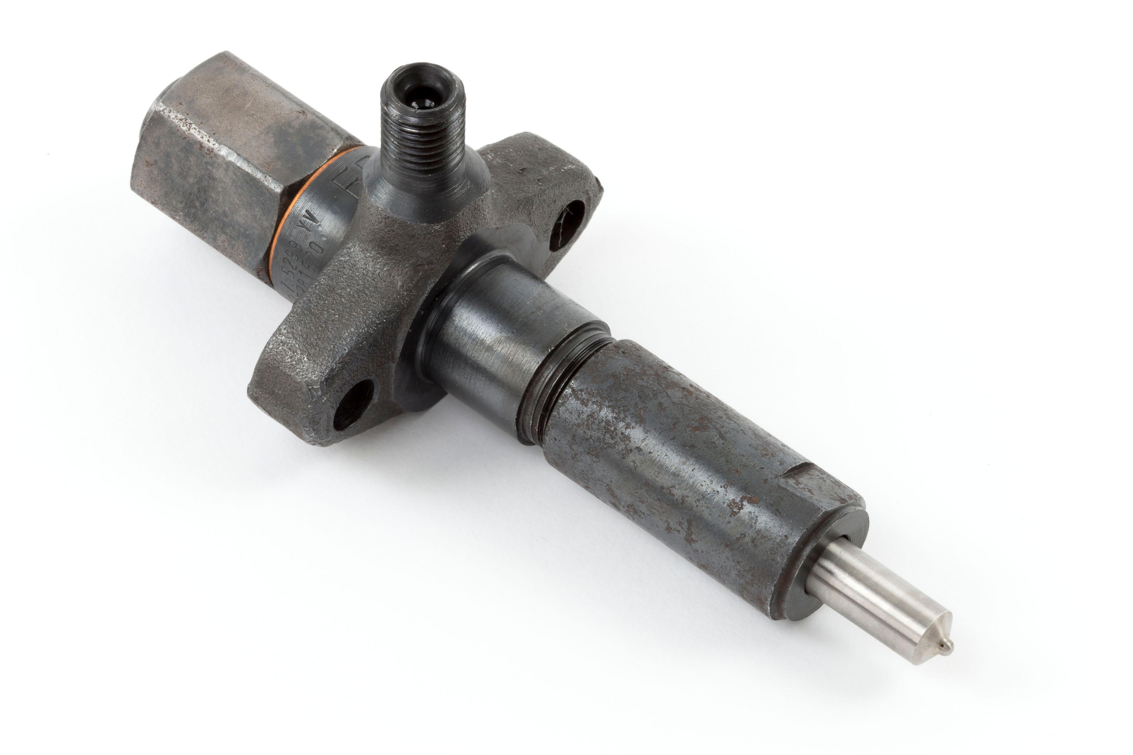 MASSEY FERGUSON TRACTOR INJECTOR (AGCO) 1446895M91