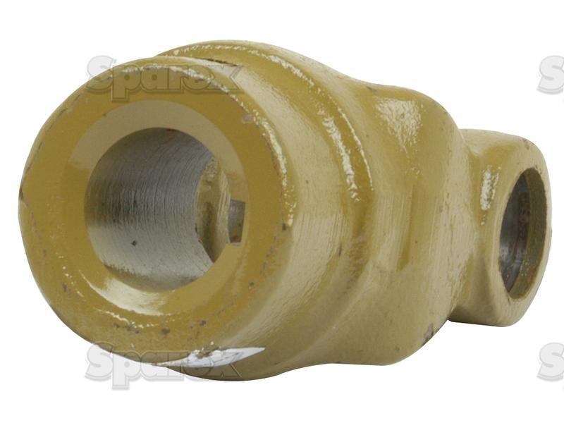 PTO Yoke - Keyed Yoke (U/J Size: 27 x 70mm) Bore Ø30mm, Key Size: 8mm. Bondioli & Pavesi, La Magdalena, Walterscheid