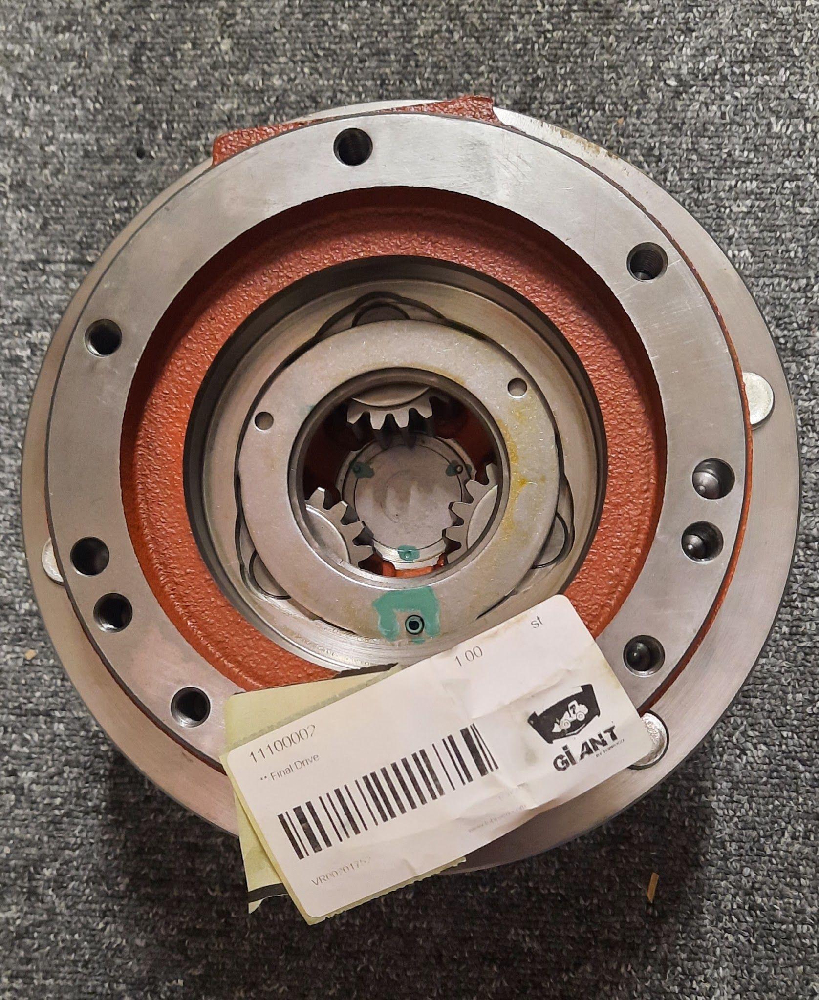 Giant by Tobroco 11100002 | Final Drive Hub SO68 Complete