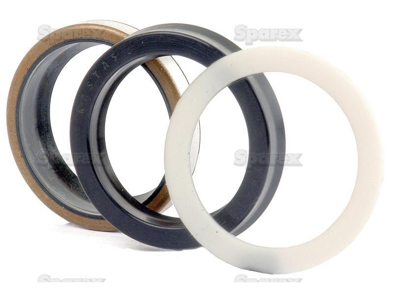 MASSEY FERGUSON TRACTOR GASKET KIT (AGCO) 1749662M92