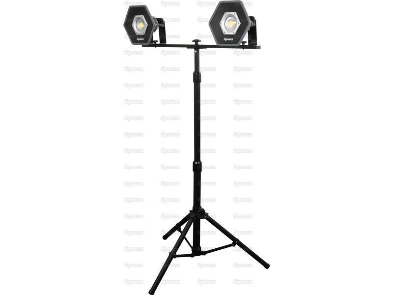 Floodlight and Tripod Kit, 2100 Lumens