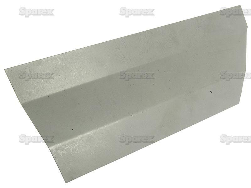 Fender Extension Plate RH for Massey Ferguson