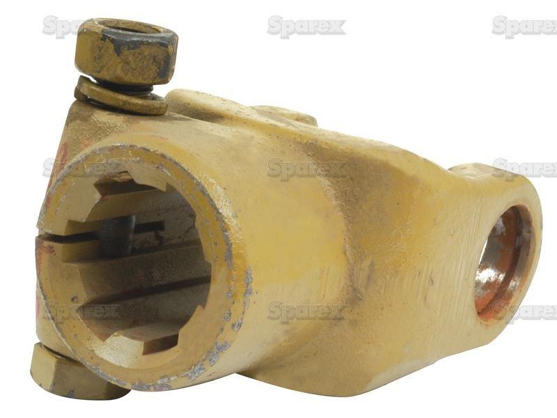 PTO Yoke - Interfering Clamp Bolt (U/J Size: 32 x 76mm) Size: 1 3/4"-6 Spline La Magdalena, Walterscheid