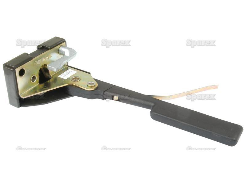 MASSEY FERGUSON TRACTOR LEFT HAND LATCH (AGCO) 3804663M1