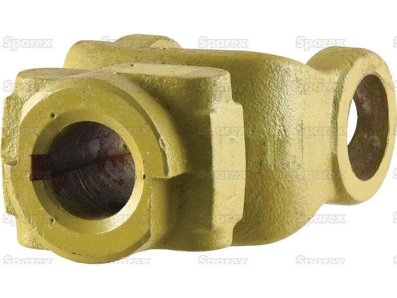 PTO Yoke - Keyed Yoke (U/J Size: 34 x 90mm) Bore Ø30mm, Key Size: 8mm. La Magdalena, Walterscheid