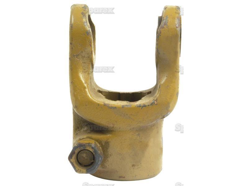 PTO Yoke - Interfering Clamp Bolt (U/J Size: 32 x 76mm) Size: 1 3/4"-6 Spline La Magdalena, Walterscheid