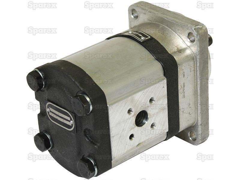 Single Hydraulic Pump for Steyr 8070