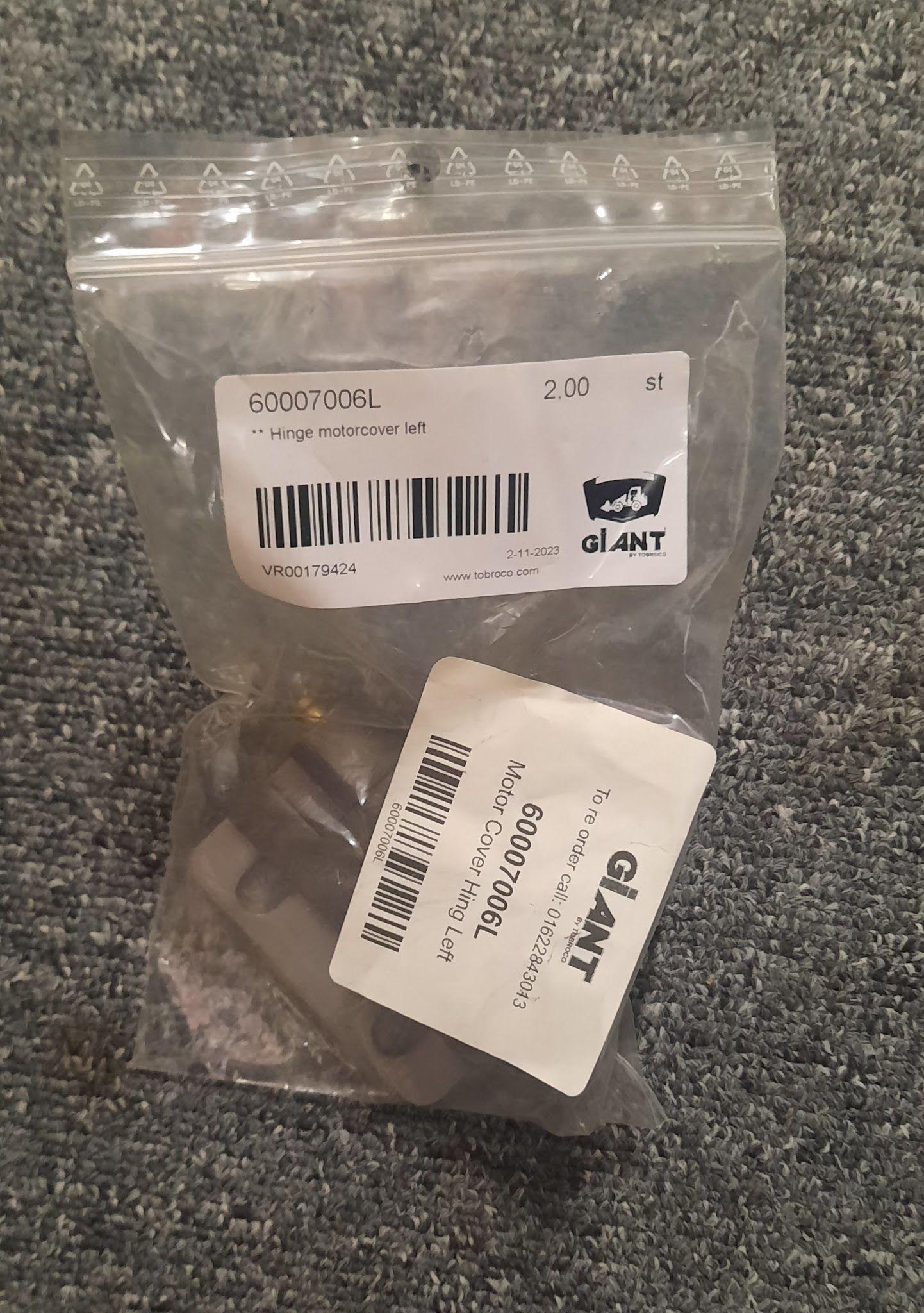 Giant by Tobroco 60007006L | Motor Cover Hinge Left